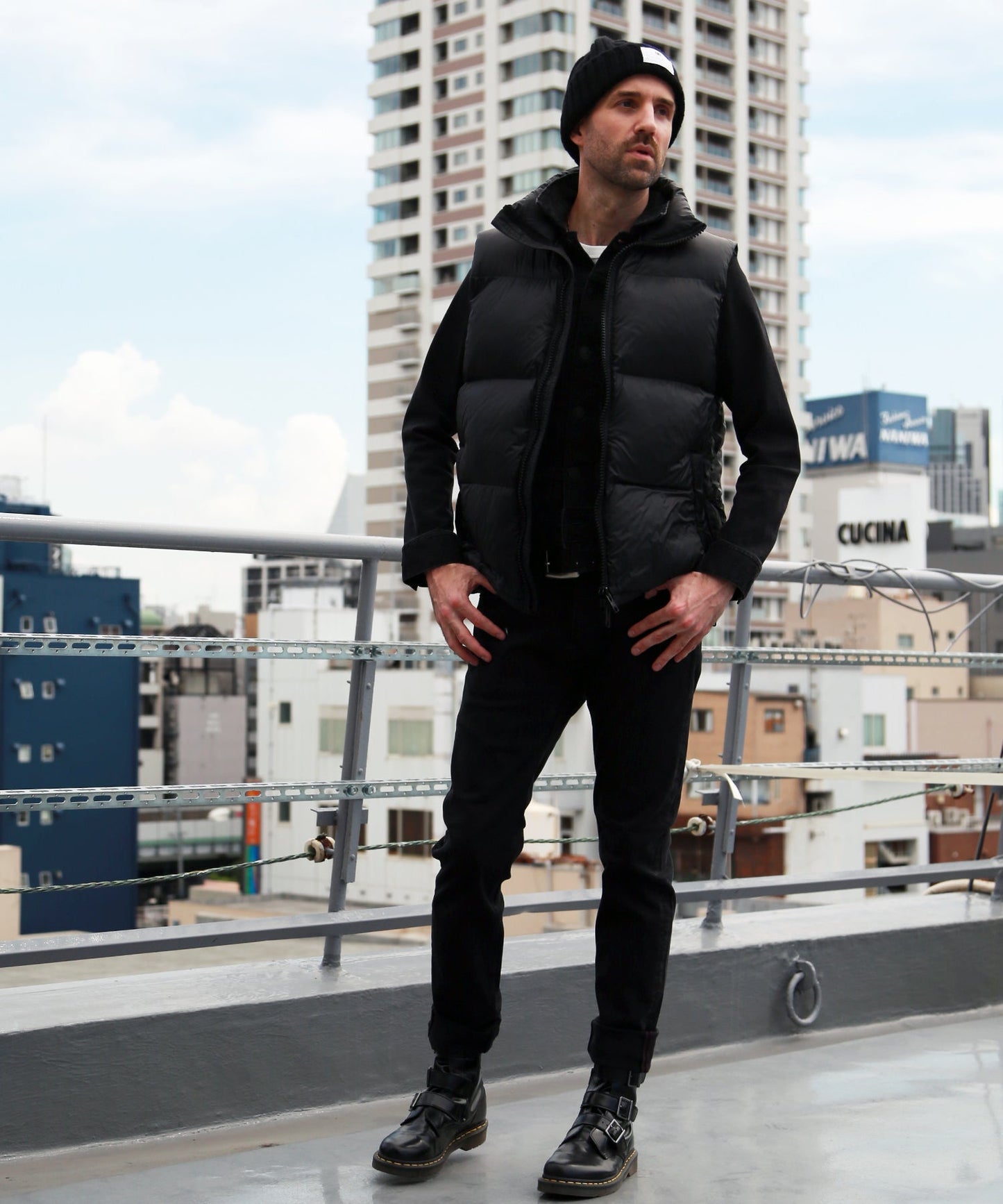 NYLON DOWN VEST/ BLACK