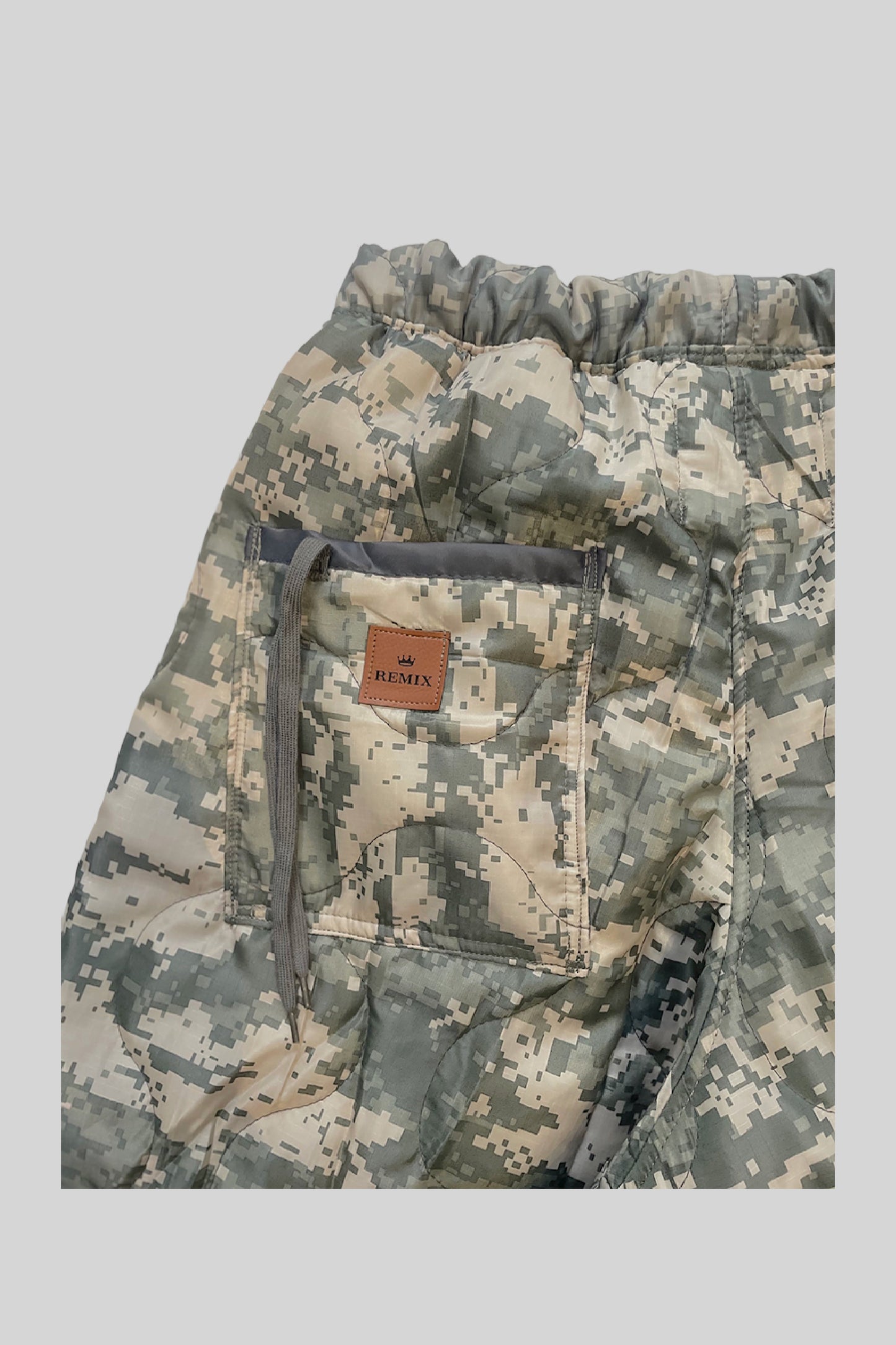 QUILTING DOWN BAGGY SHORTS (DIGITAL CAMO)