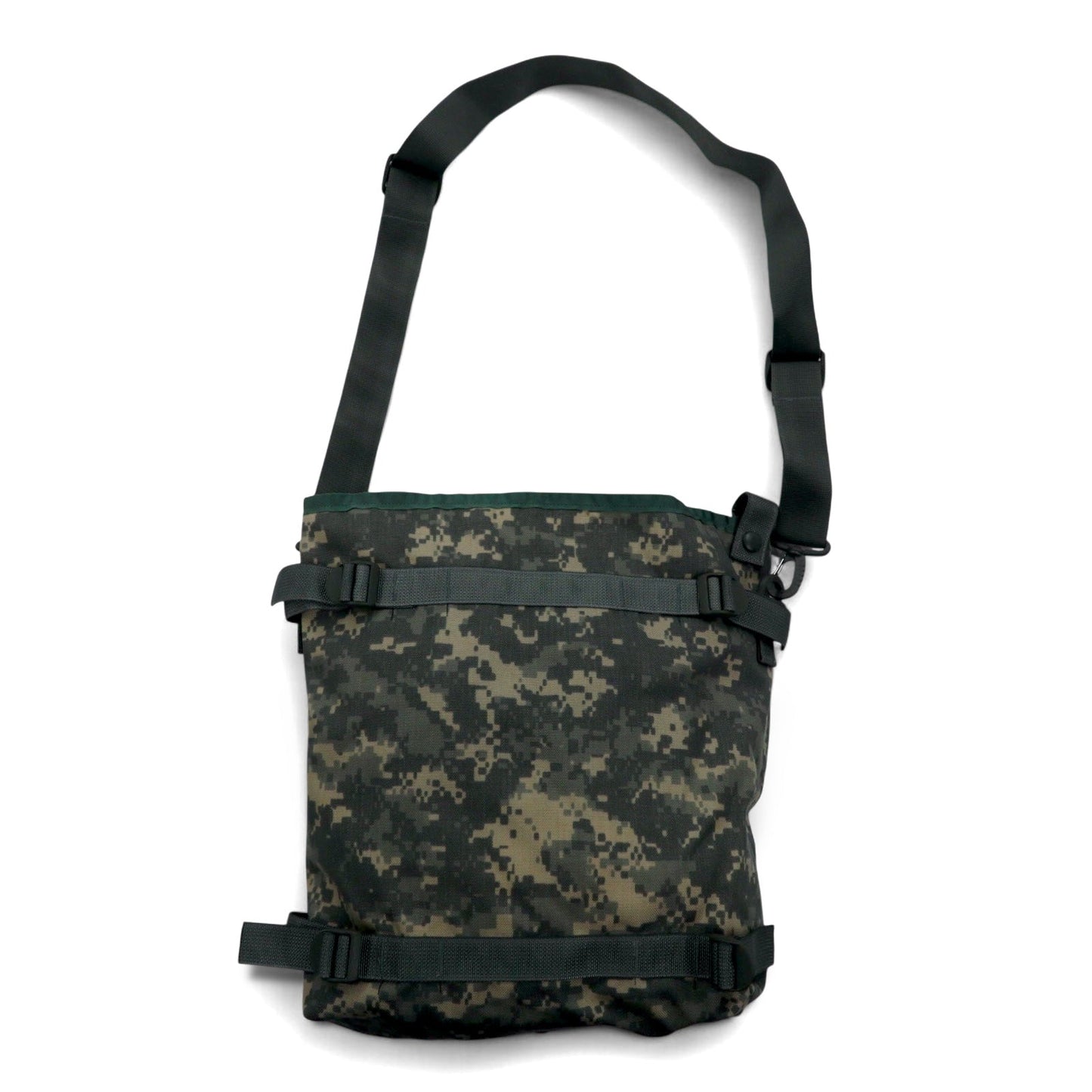 US ARMY 米軍 MOLLE 2 ラジオバッグ UCP ショルダーバッグ ナイロン デジカモ ミリタリー 8465-01-524-7684 デッドストック 未使用品