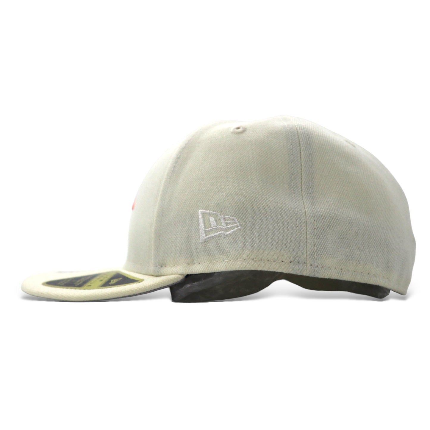 KITH × NEW ERA ベースボールキャップ 59.6cm ホワイト ポリエステル NBA The New York Knicks 59Fifty Low Profile Fitted Hat 未使用品