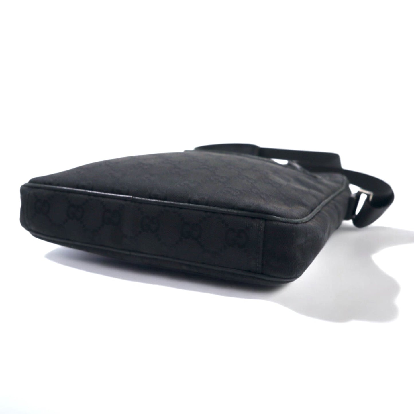 GUCCI イタリア製 GGキャンバス ショルダーバッグ ブラック 92551 002122