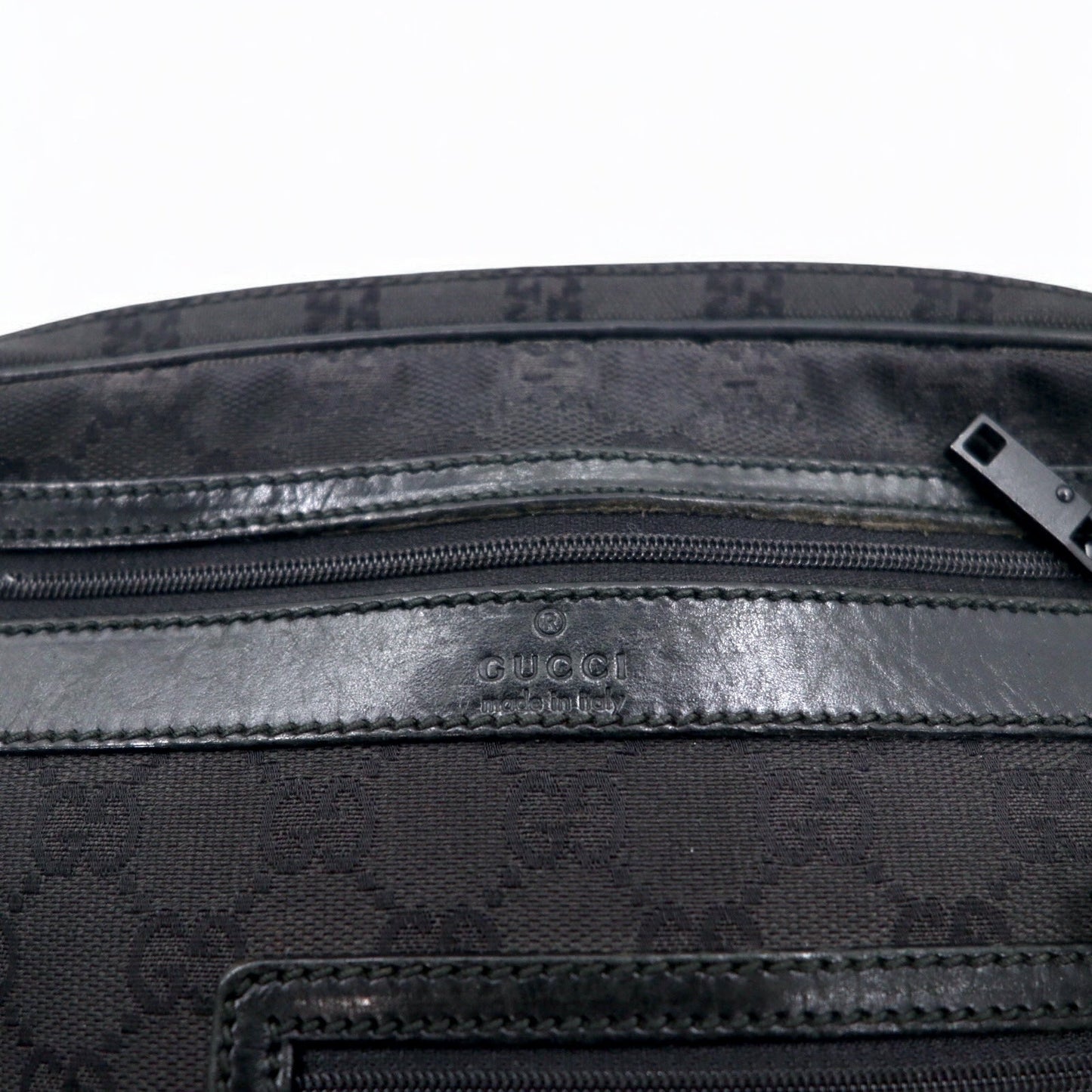 GUCCI イタリア製 GGキャンバス ショルダーバッグ ブラック 92551 002122