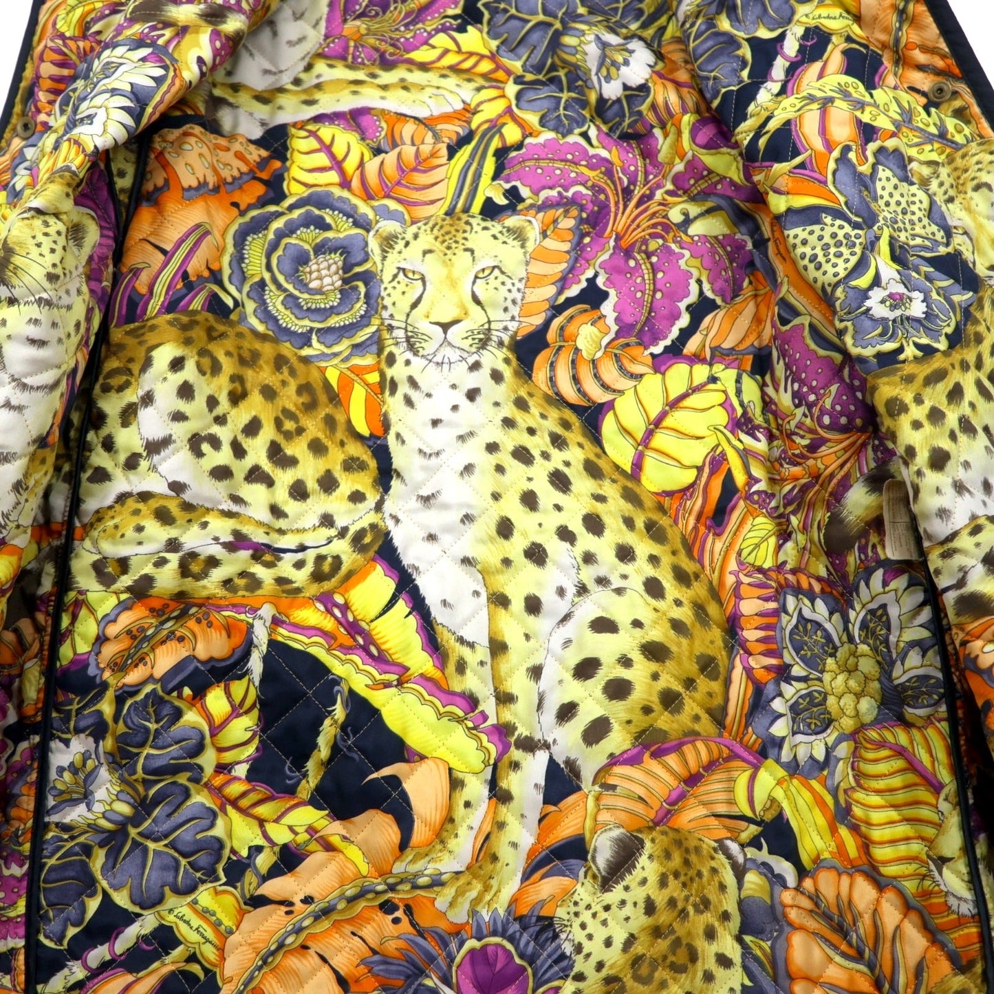 Salvatore Ferragamo イタリア製 キルティングジャケット L ネイビー ポリエステル 襟コーデュロイ 裏地スカーフ