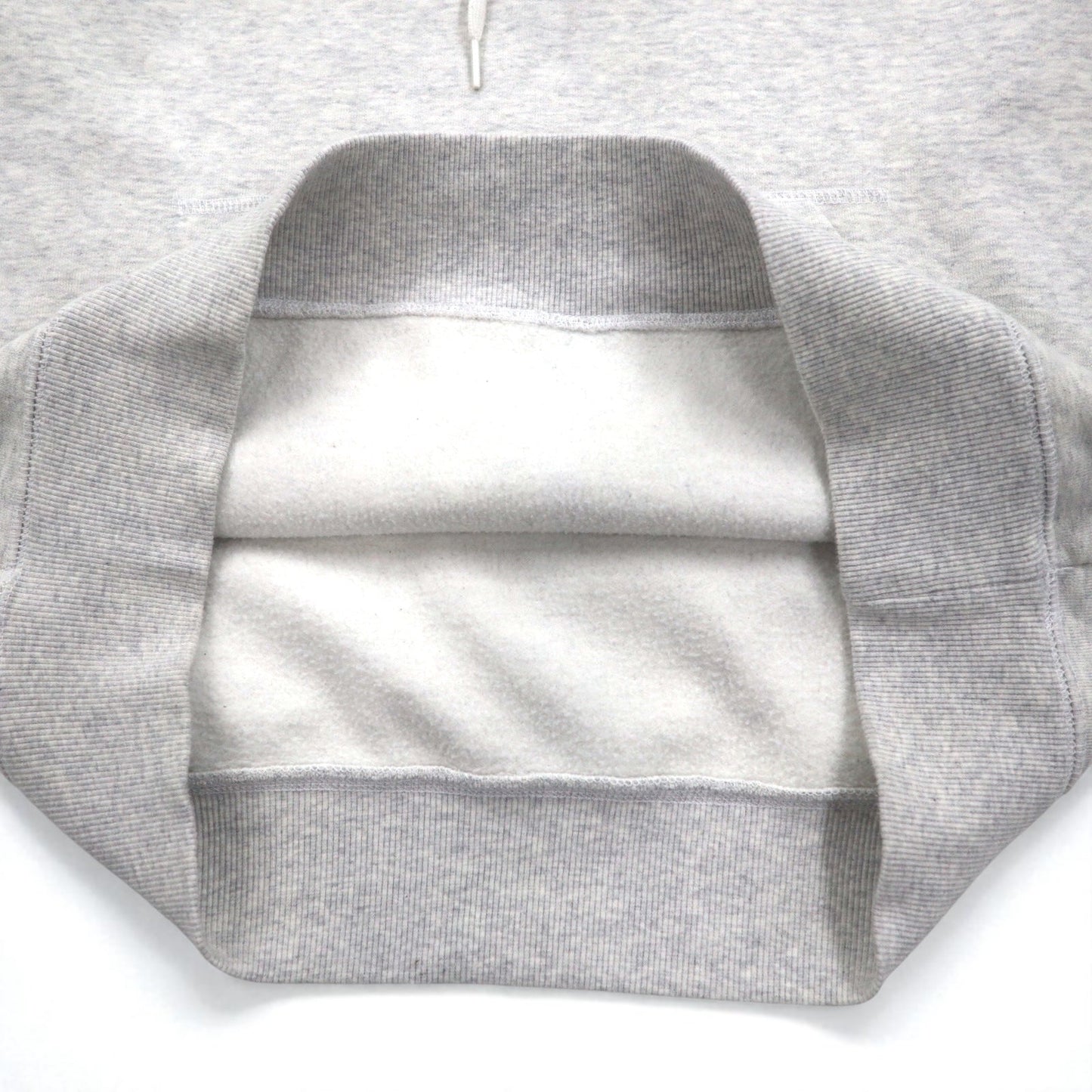 carhartt WIP プルオーバーパーカー HOODED CHASE SWEATSHIRT L 無地 ポケット 裏起毛 I015897 ブルガリア製