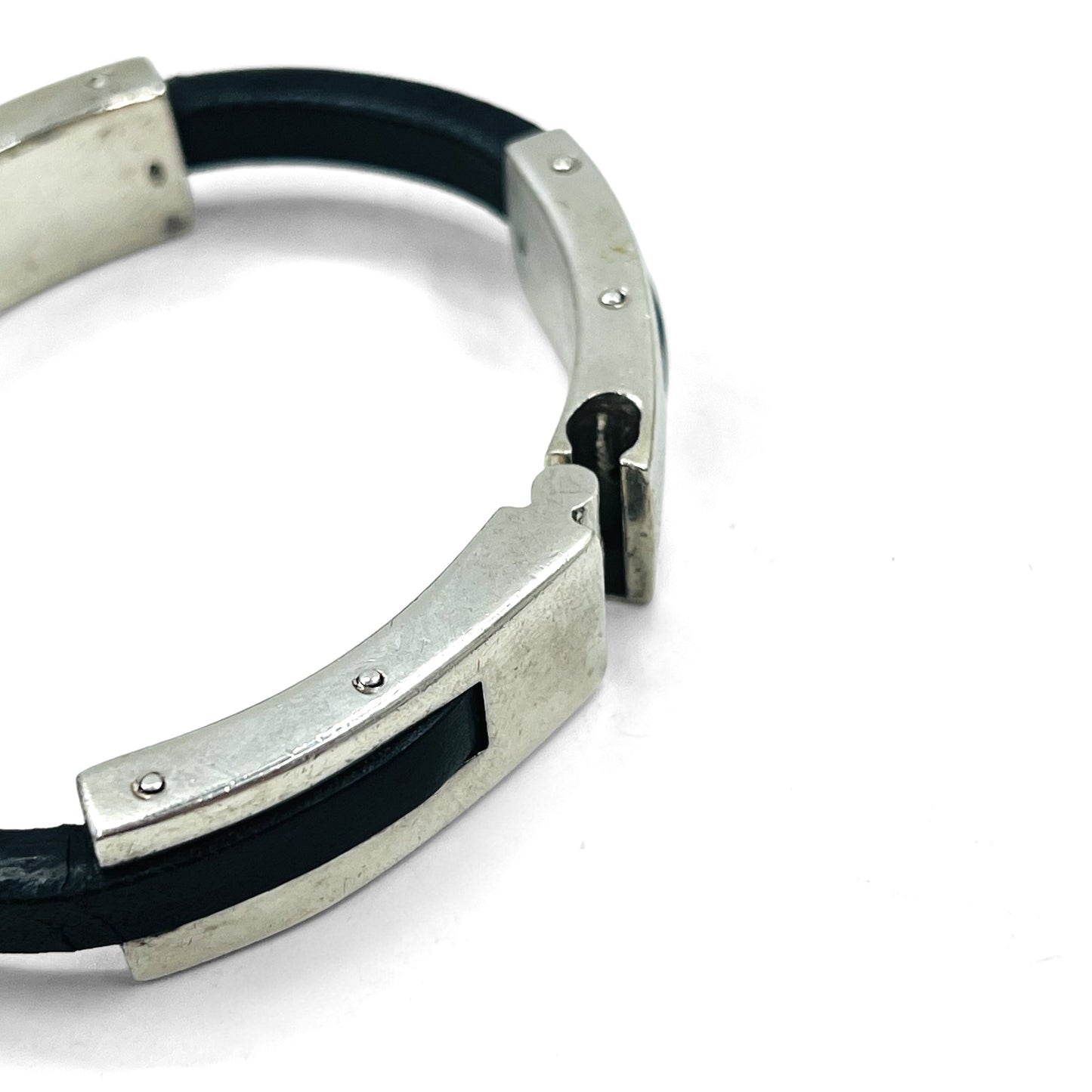 GUCCI レザー シルバー バングル ブレスレット Silver 925 ブラック イタリア製