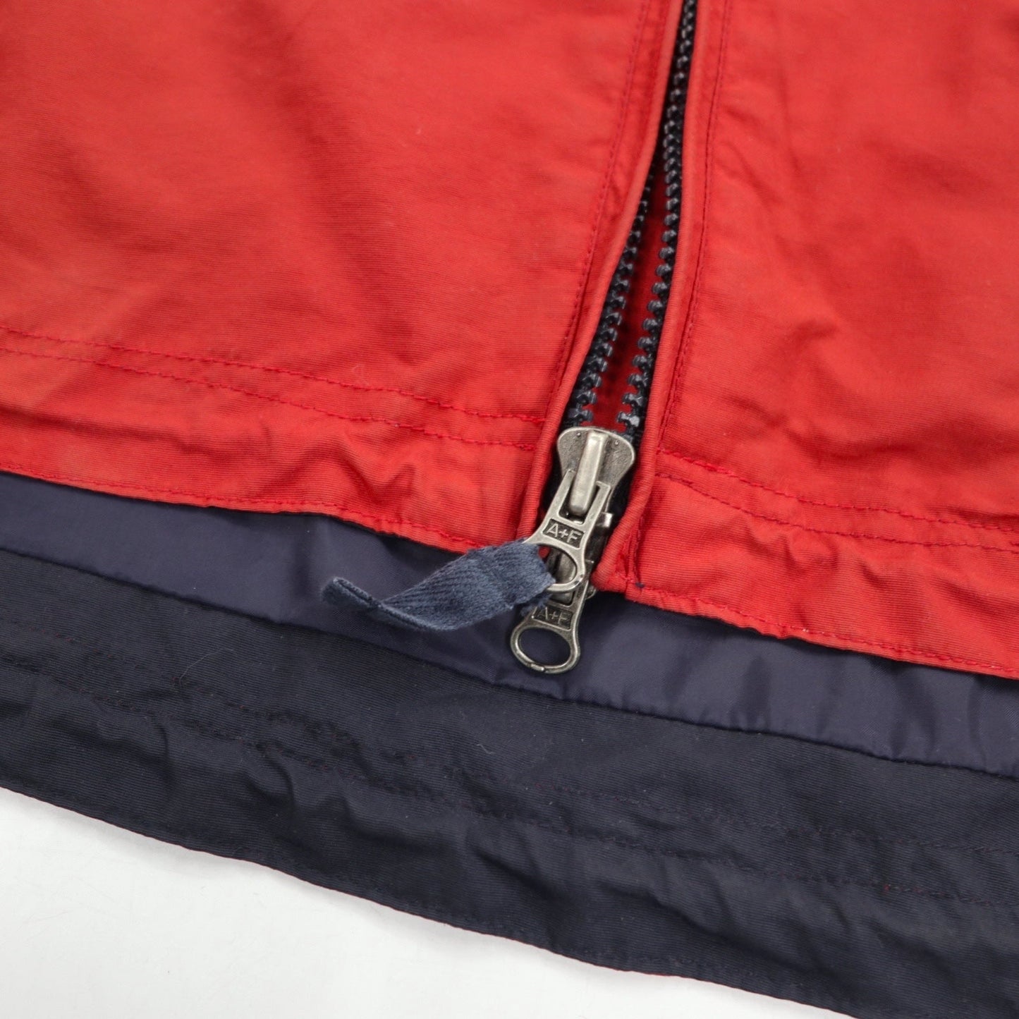 ABERCROMBIE AND FITCH 90年代 マウンテンパーカー XL レッド ネイビー ダブルジップ ドローコード