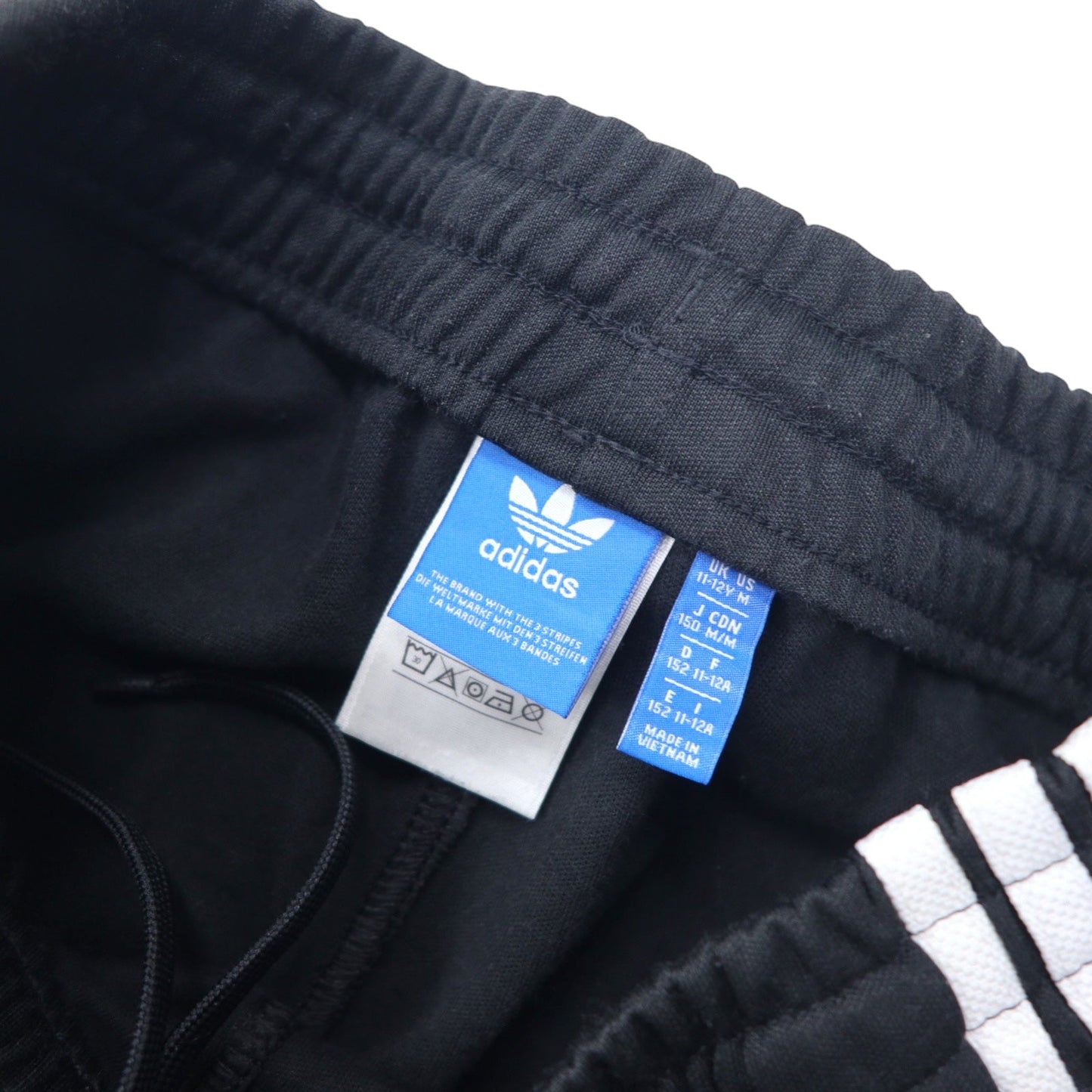 adidas originals トラックパンツ ジャージ M ブラック サイド 3ストライプ スナップ トレフォイルロゴ 刺繍 Big Boy's Snap Black Track Pants CV8312