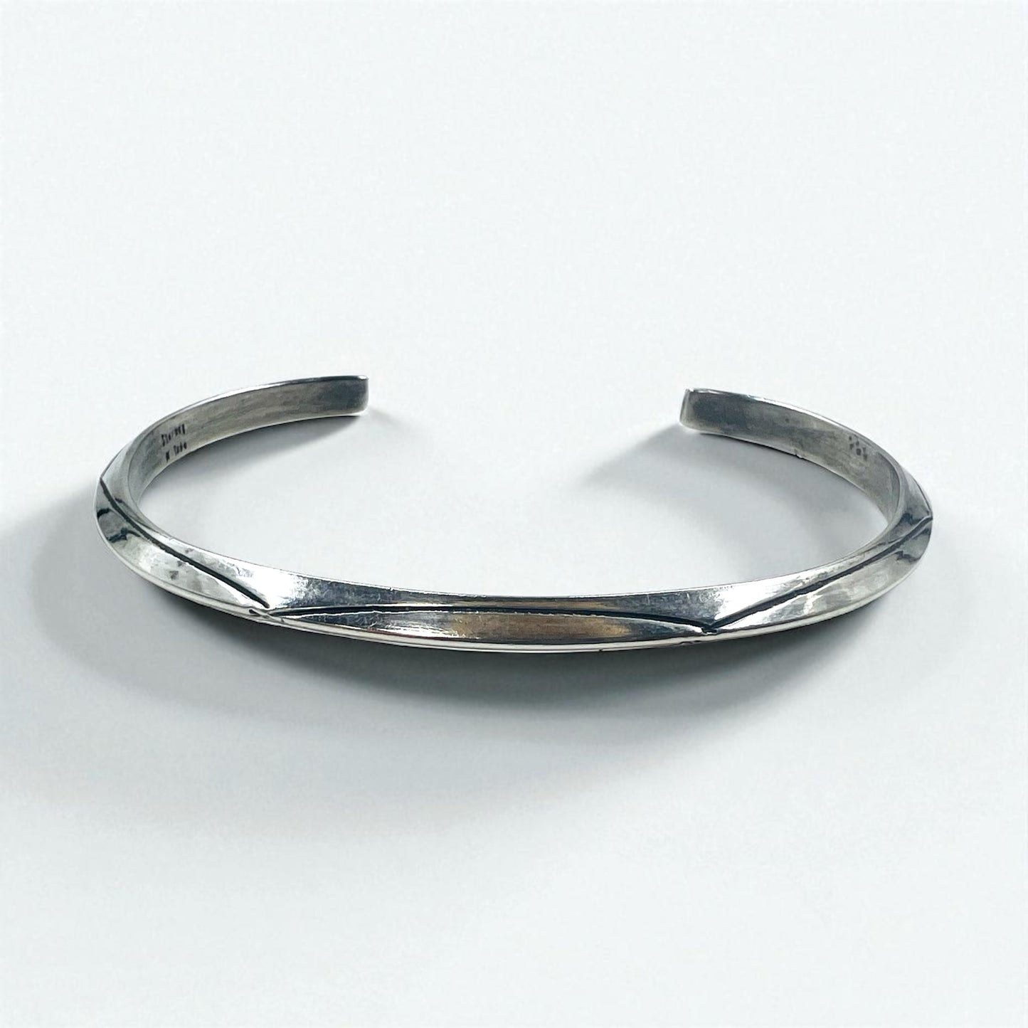 Navajo Elaine Tahe Sterling Cuff Bracelet インディアンジュエリー バングル シルバー