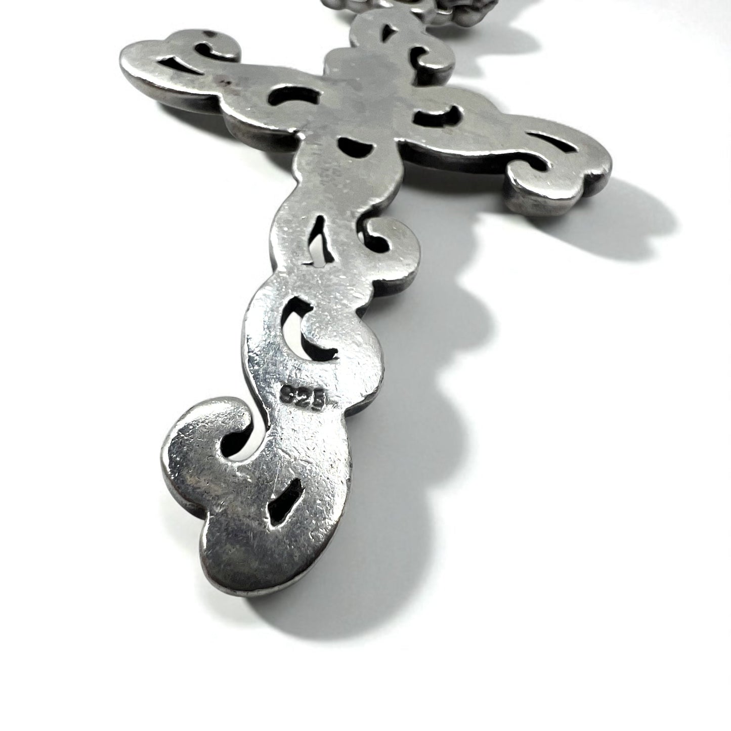 Vintage Silver Cross Necklace ヴィンテージ 浮き唐草彫り クロス 十字架 ネックレス ブラックオニキス シルバー 925