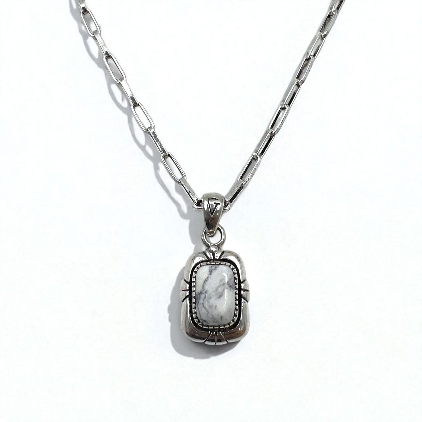 Vintage White Turquoise Pendant Necklace インディアンジュエリー ホワイトターコイズ ホピチェーン ネックレス ペンダント シルバー 925 G刻印