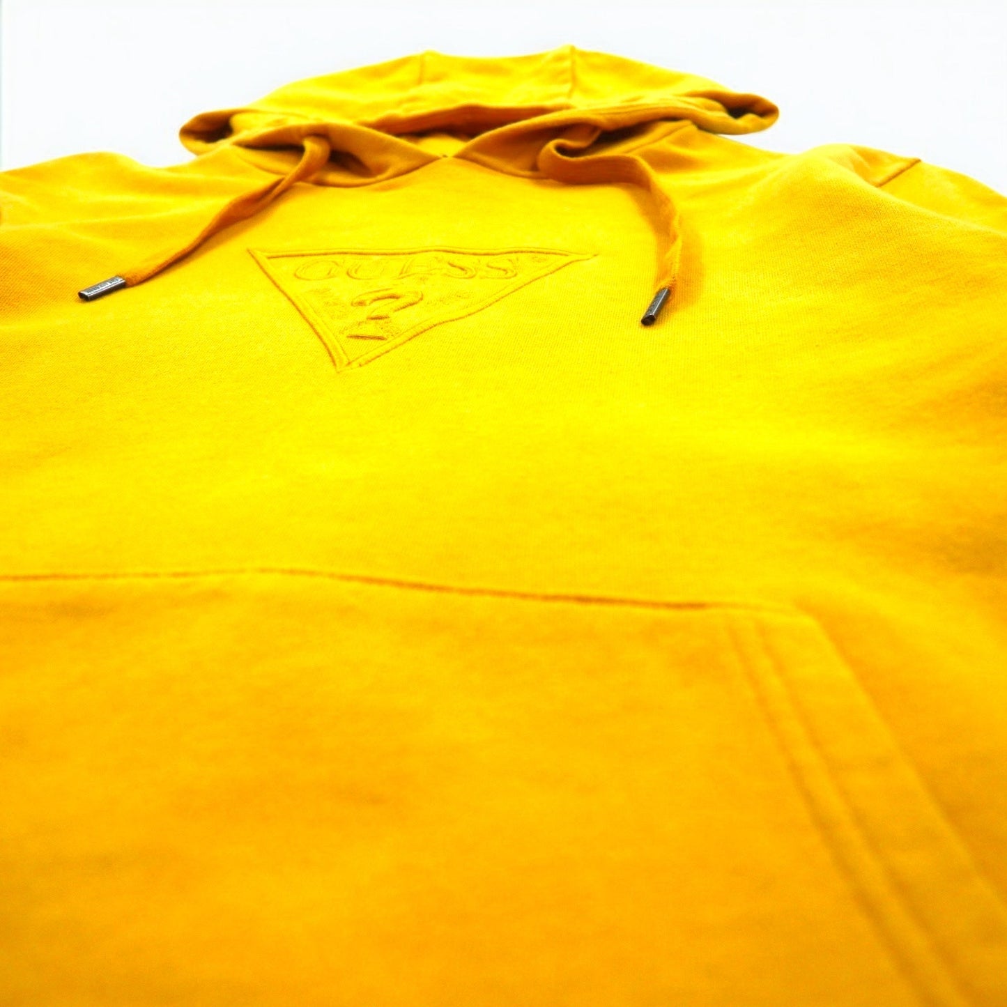 GUESS トライアングルロゴ 刺繍 プルオーバーパーカー M イエロー コットン MI3K9471