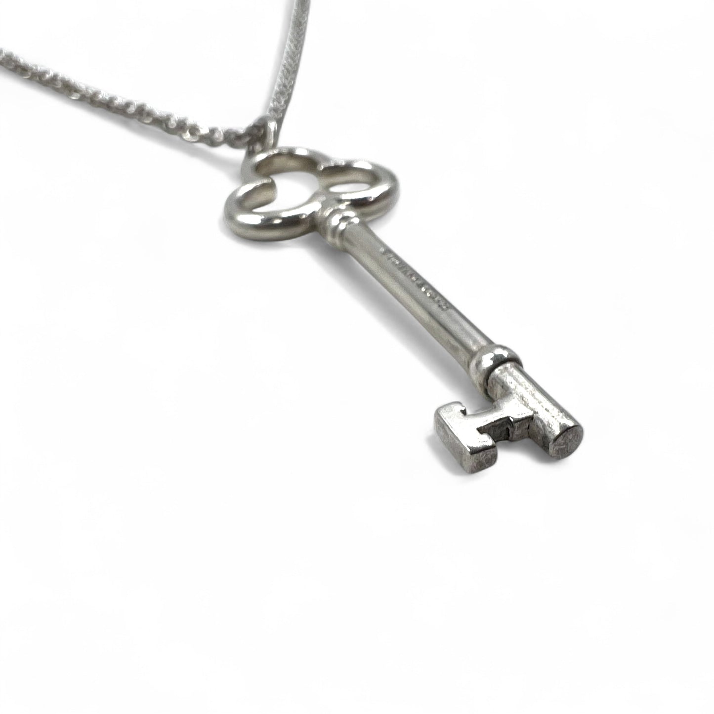 TIFFANY & CO. トレフォイル クローバー キー ネックレス SILVER 925 シルバー チェーン ペンダント