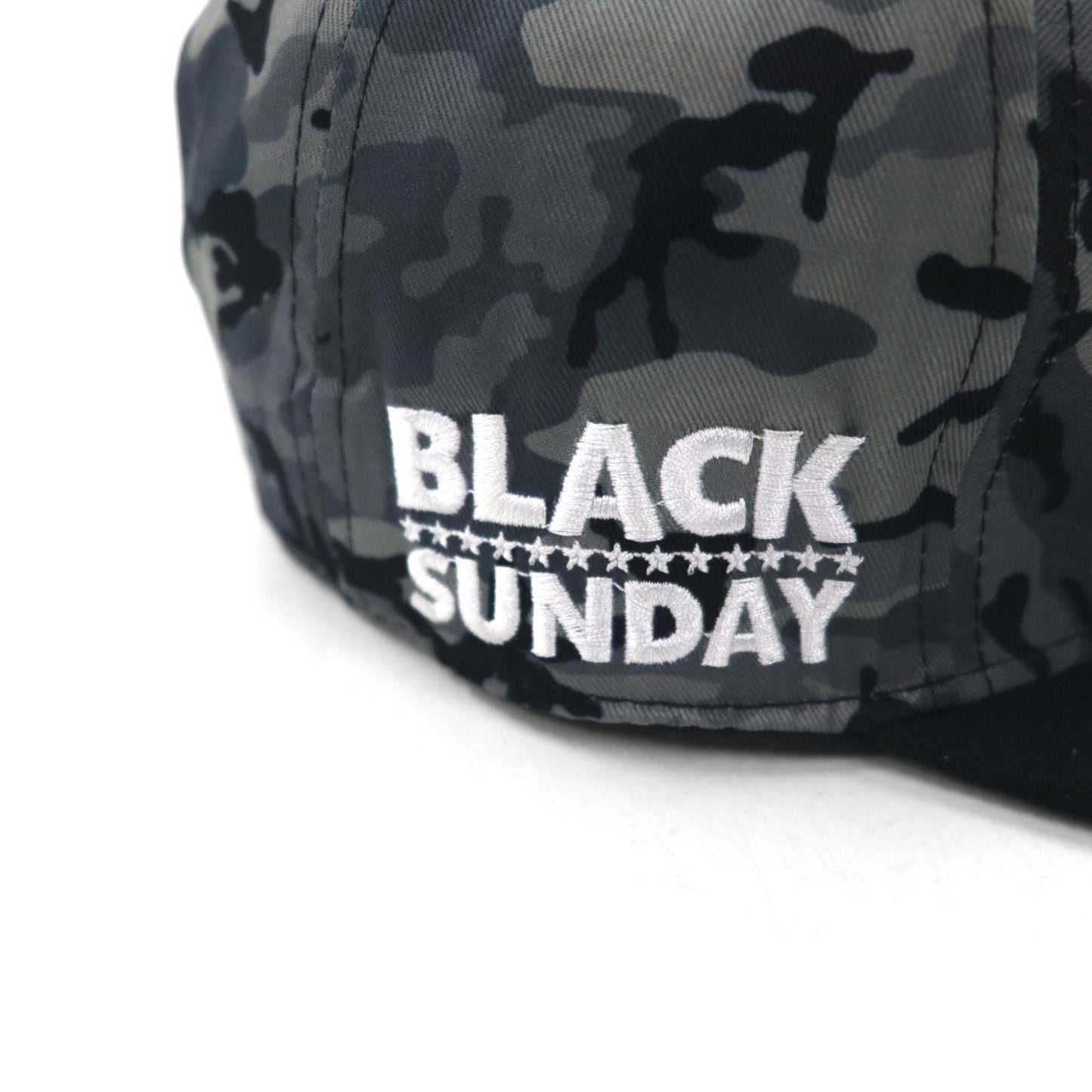 BLACK SUNDAY スナップバック ベースボールキャップ FREE ブラック カモフラ スカル プレート