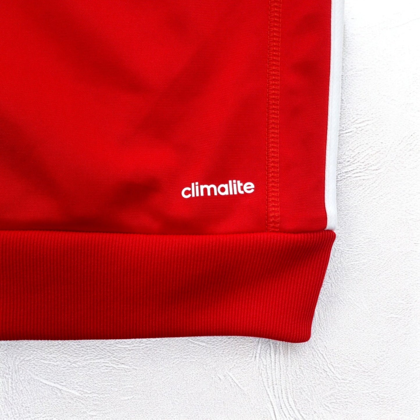 adidas エッセンシャル トラックジャケット ジャージ L レッド 3ストライプ Red Essential Track Jacket AB9185