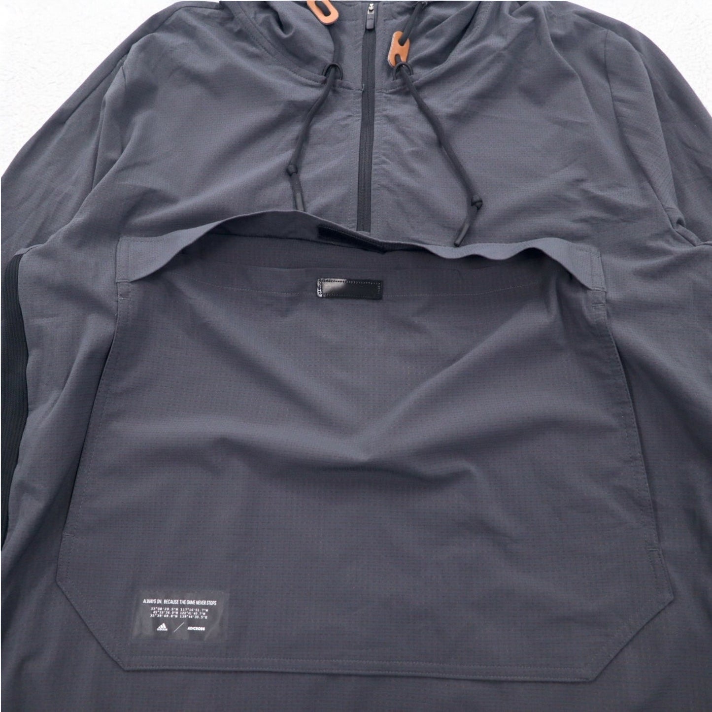 adidas アディクロス ハーフジップ プルオーバー アノラックパーカー L グレー ストレッチ HG1129