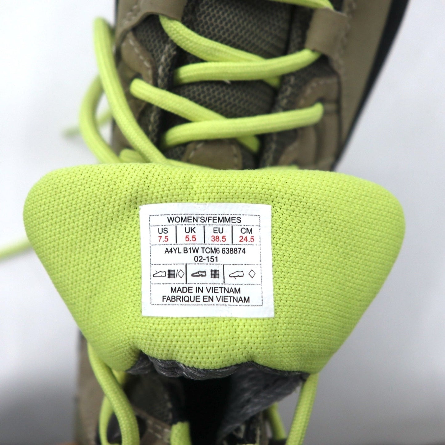 THE NORTH FACE ゴアテックス GORE-TEX トレッキングブーツ 24.5cm グレー 防水 WRECK II MID 638874