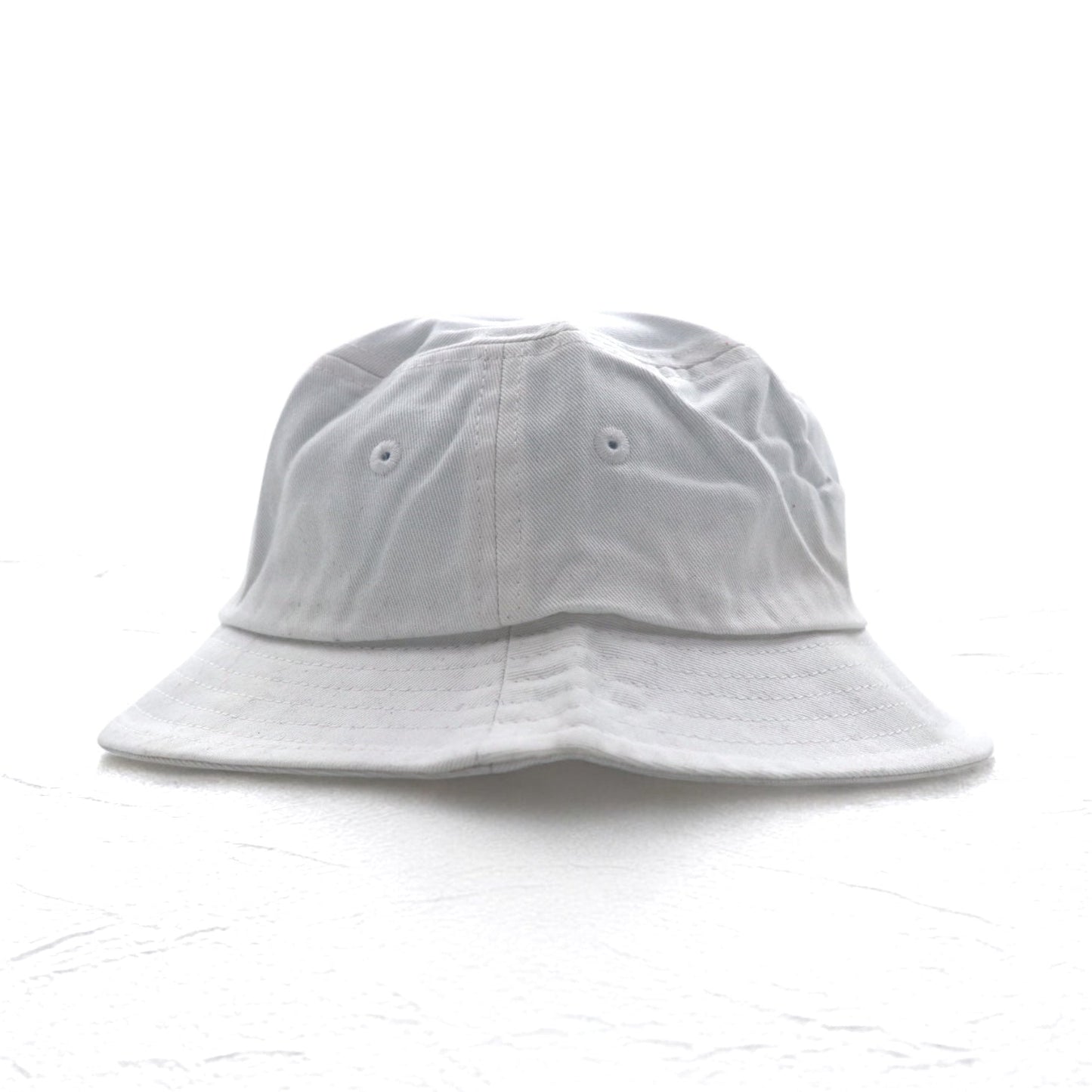 stussy シャネルロゴ バケットハット S/M ホワイト コットン 刺繍