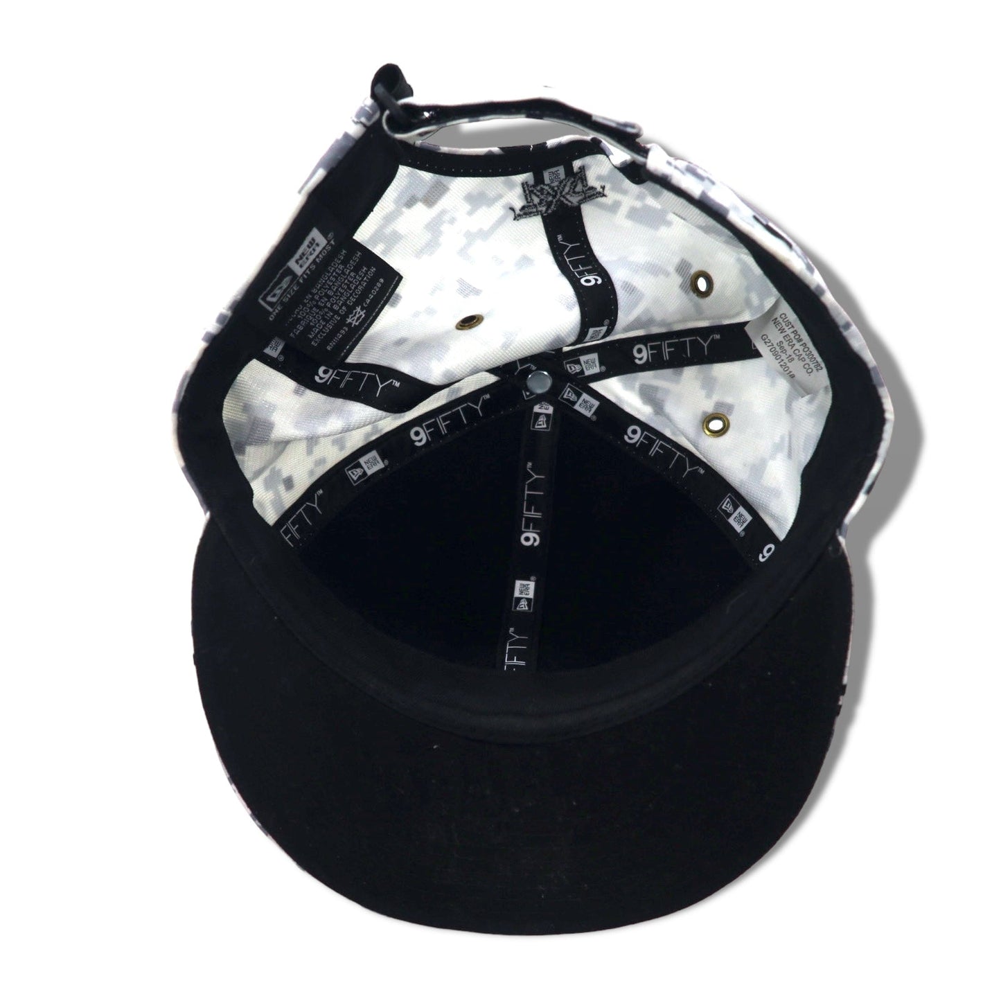 NEW ERA × PXG ベースボールキャップ ONE スナップバック グレー デジタルカモ ポリエステル ロゴプレート FAIRWAY CAMO 9TWENTY CAP