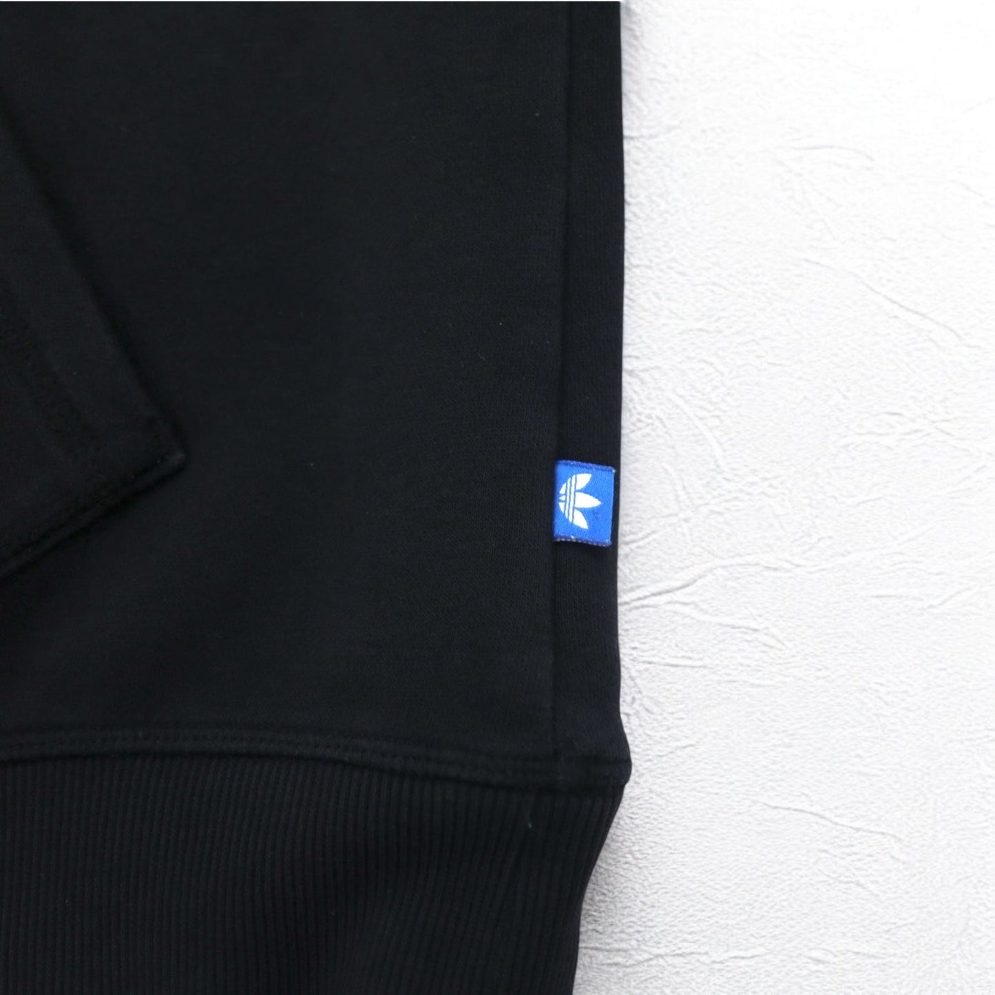 adidas originals トレフォイルロゴ プリント パーカー XL ブラック 裏起毛 AY6630