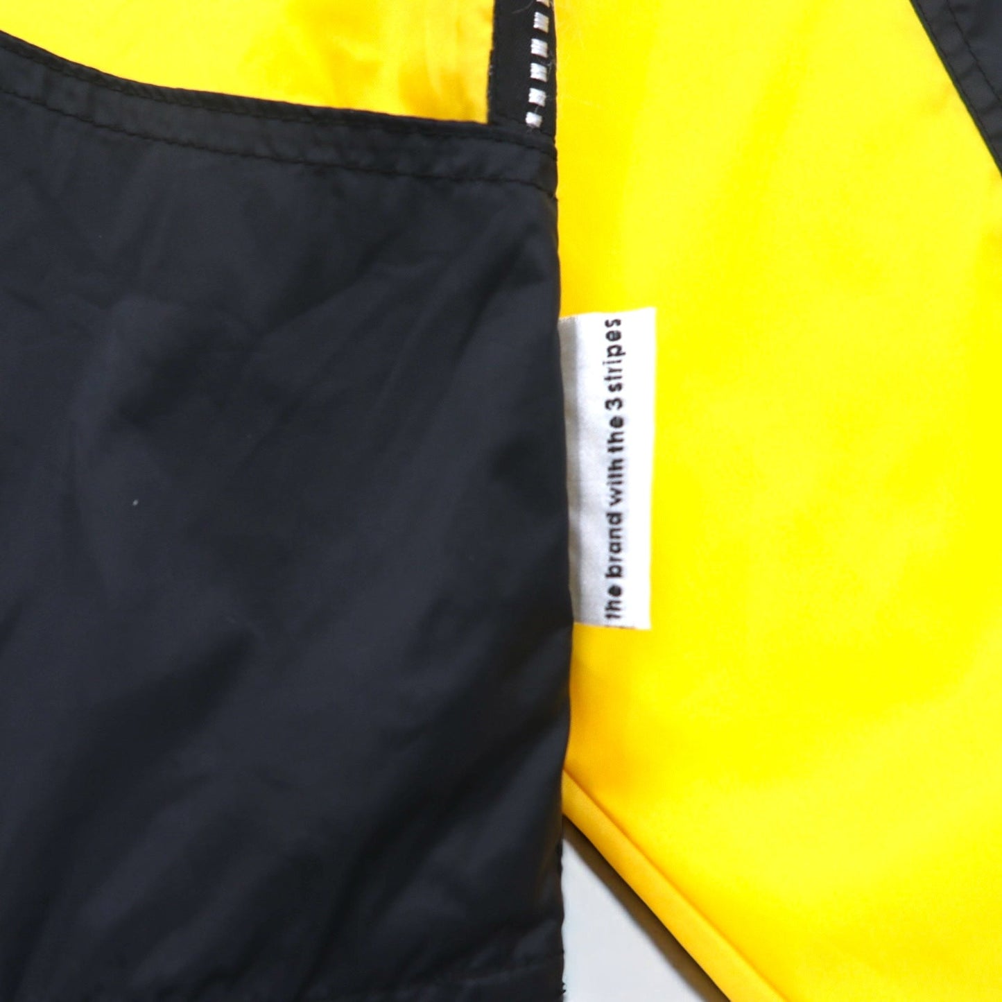 adidas 90年代 万国旗タグ シェルジャケット M ブラック イエロー ナイロン