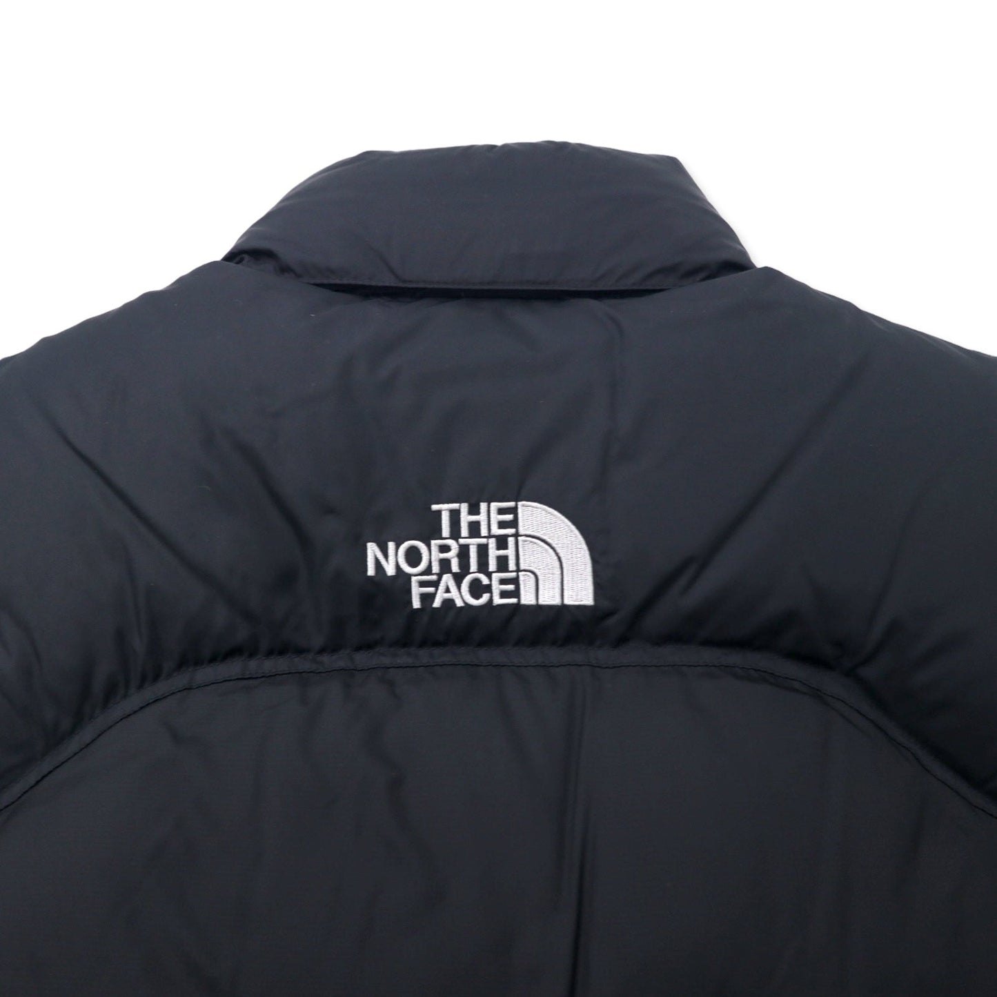 THE NORTH FACE センターロゴ刺繍 ヌプシ ダウンジャケット 700フィルパワー S ブラック ナイロン ロゴ刺繍 フード収納式 ND01586