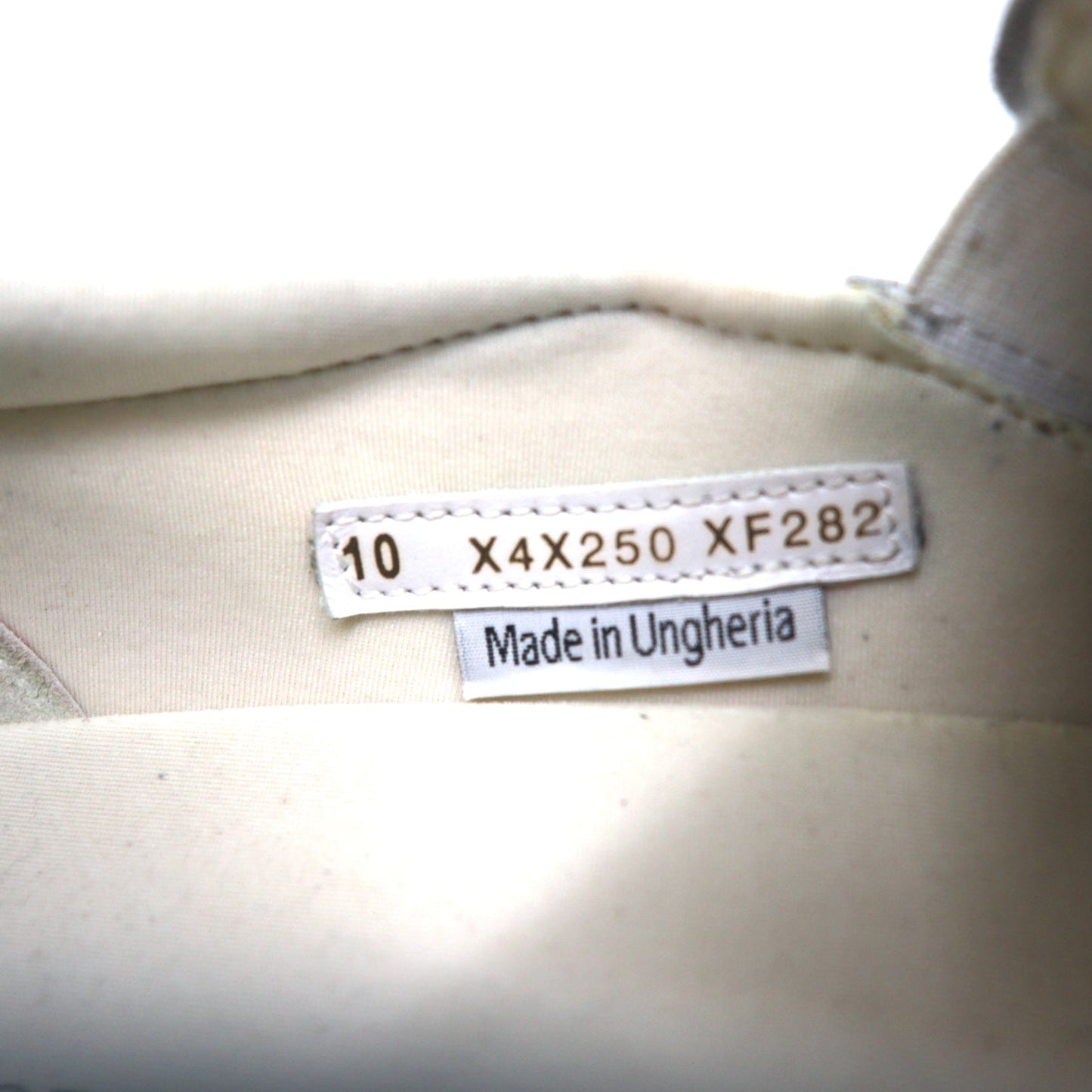 EMPORIO ARMANI ハンガリー製 レザー スリッポン スニーカー 28cm ホワイト EXTRA LIGHT F282