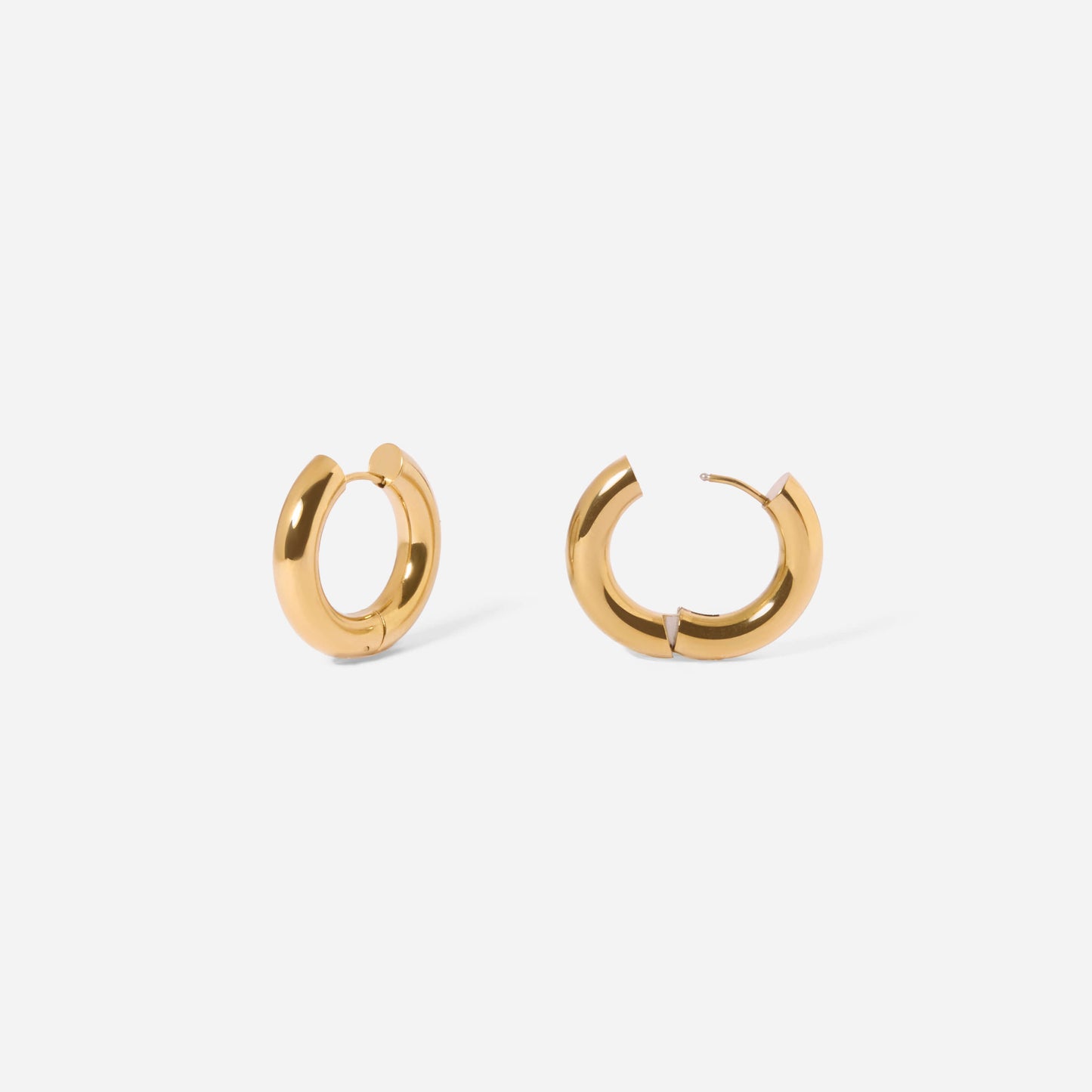 ラウンドピアス
