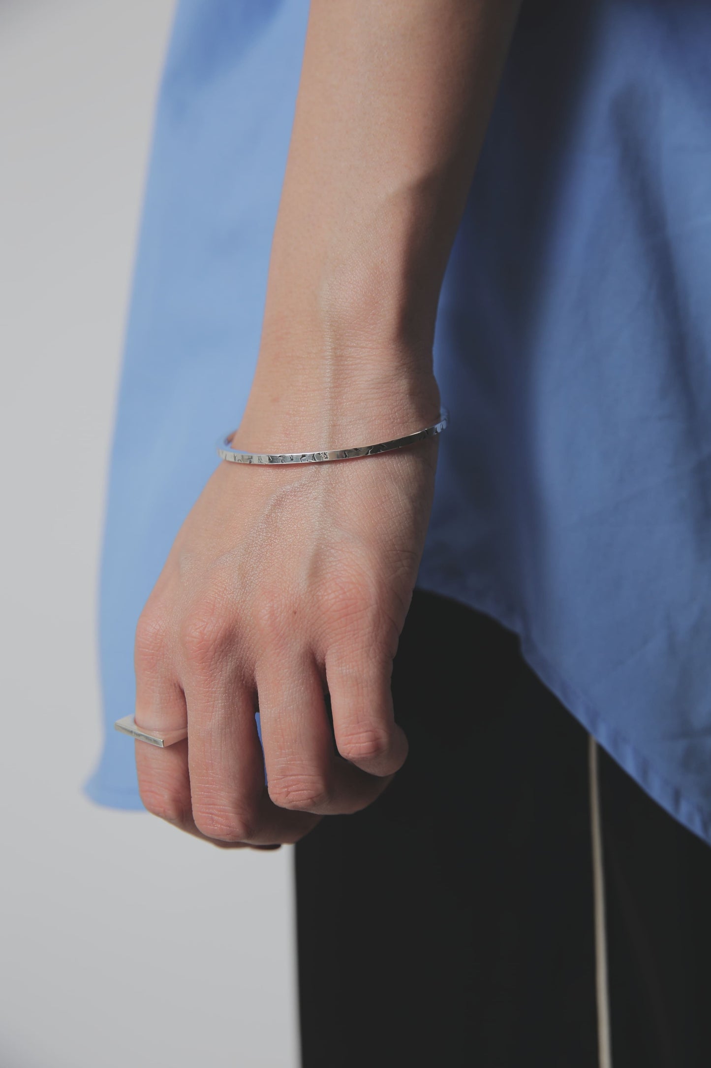 シルバー925 バングル｜いぶし加工あり｜24-B-014