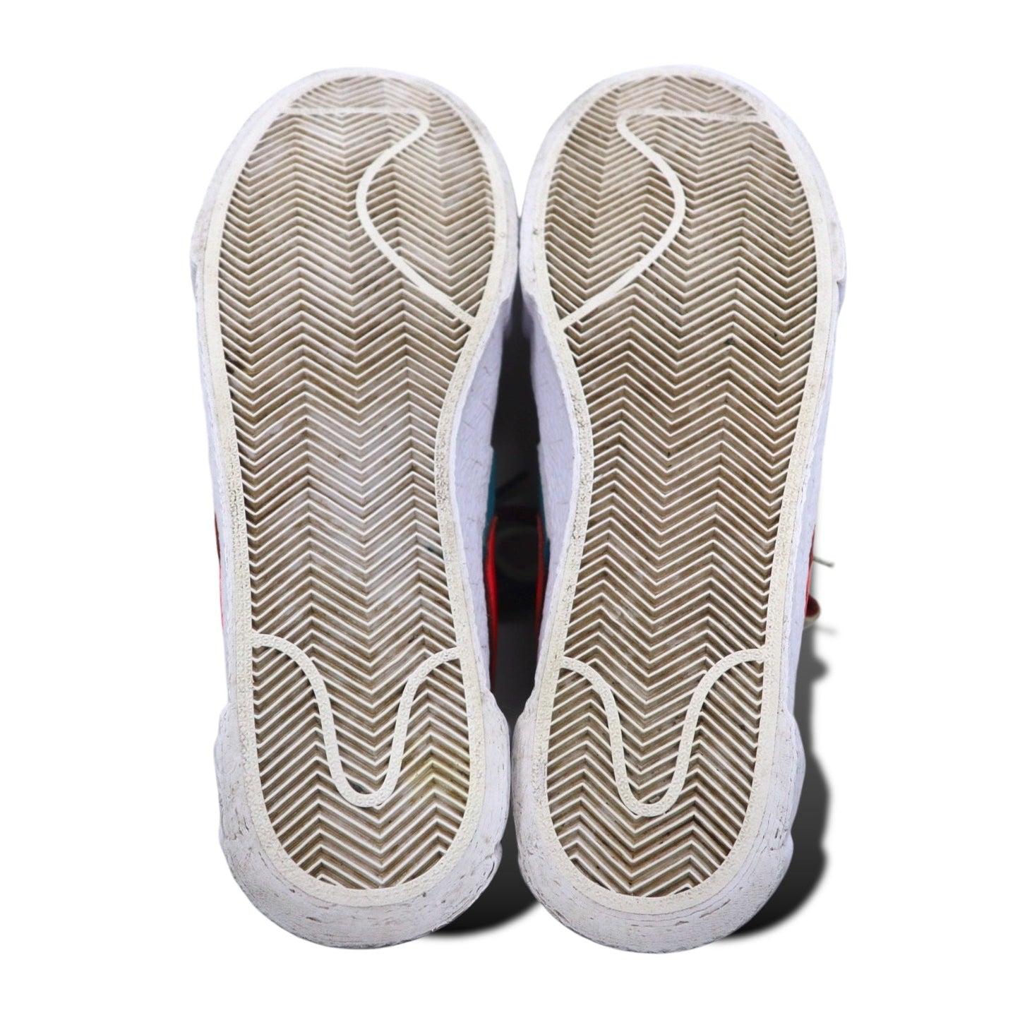 NIKE × KAWS × sacai ブレザーロー Blazer Low スニーカー 26.5cm レッド Team Red レザー DM7901-600