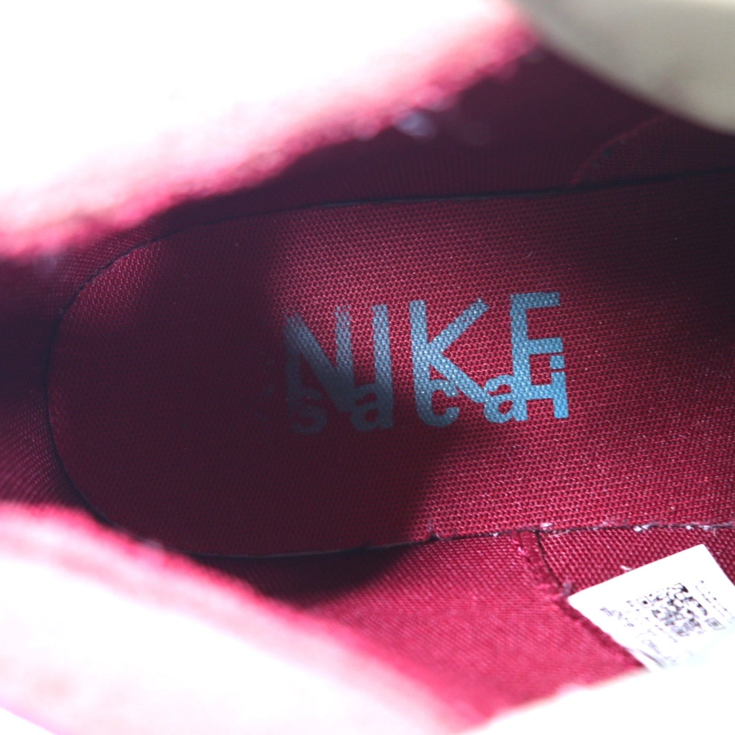 NIKE × KAWS × sacai ブレザーロー Blazer Low スニーカー 26.5cm レッド Team Red レザー DM7901-600