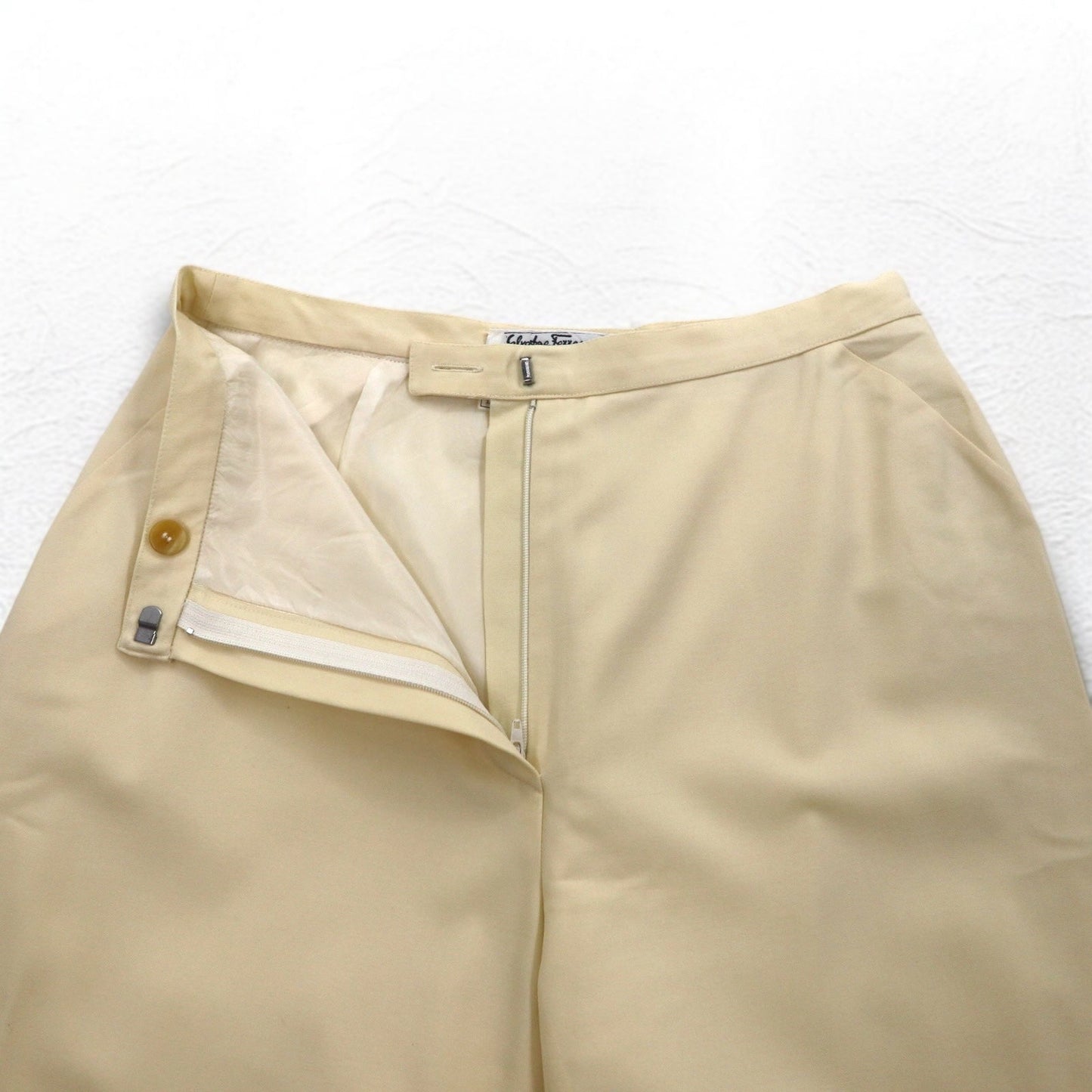 Salvatore Ferragamo イタリア製 ワイド フレア スラックスパンツ L ベージュ ウール