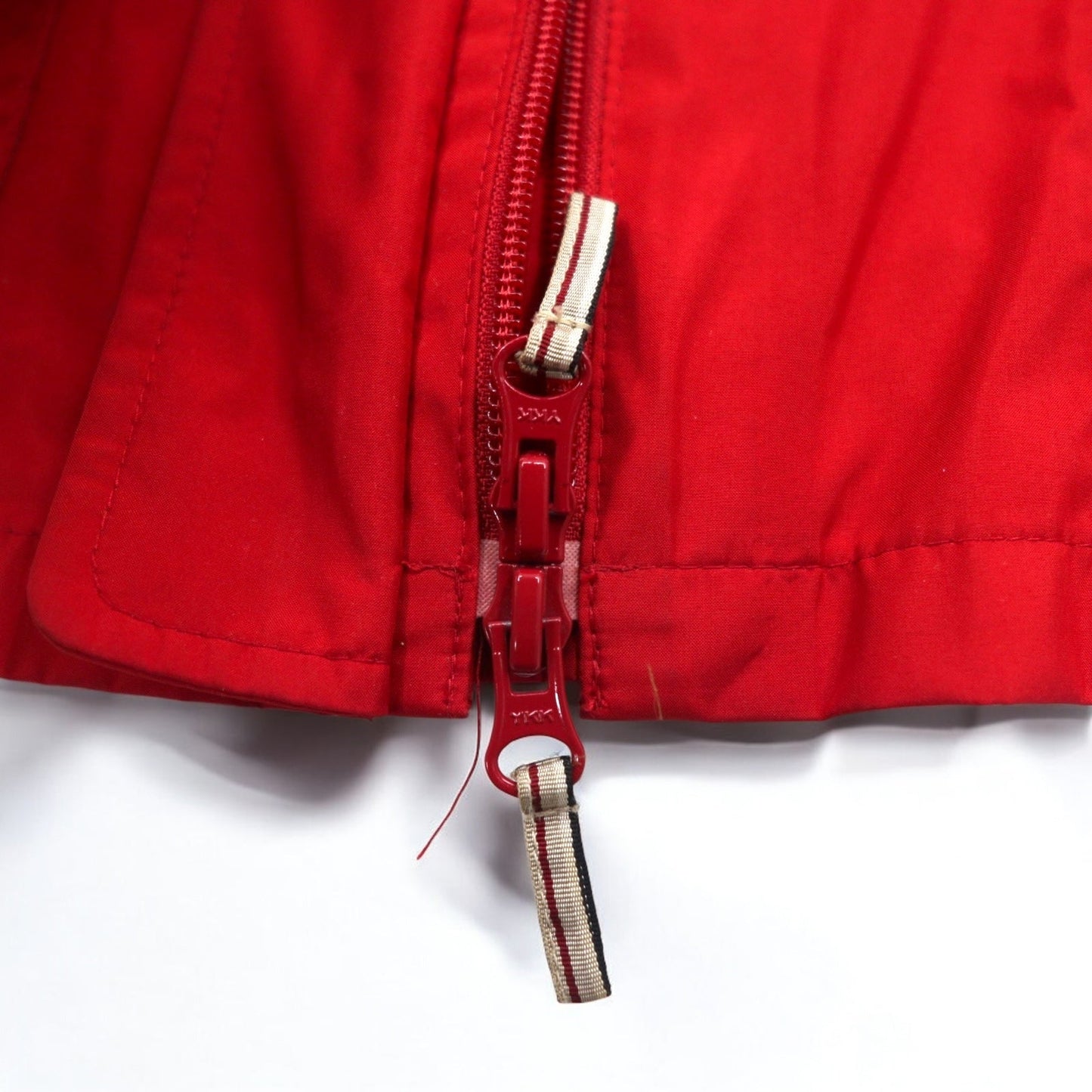 BURBERRY パッカブル フィールドジャケット M レッド WATERPROOF 防水 ドローコード フード収納式 WENDY
