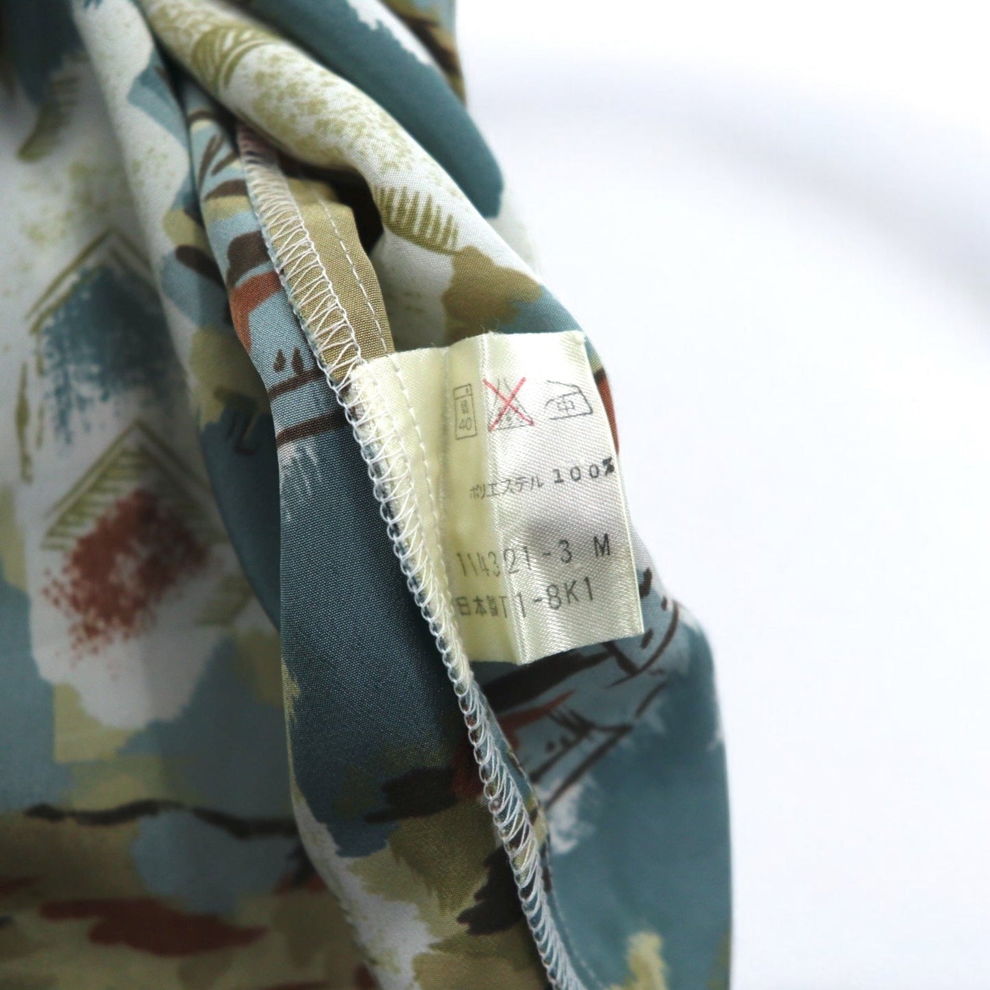 Vintage 90s Japan Made Retro Shirt mio SIROCCO ポリシャツ M マルチカラー 総柄 アート