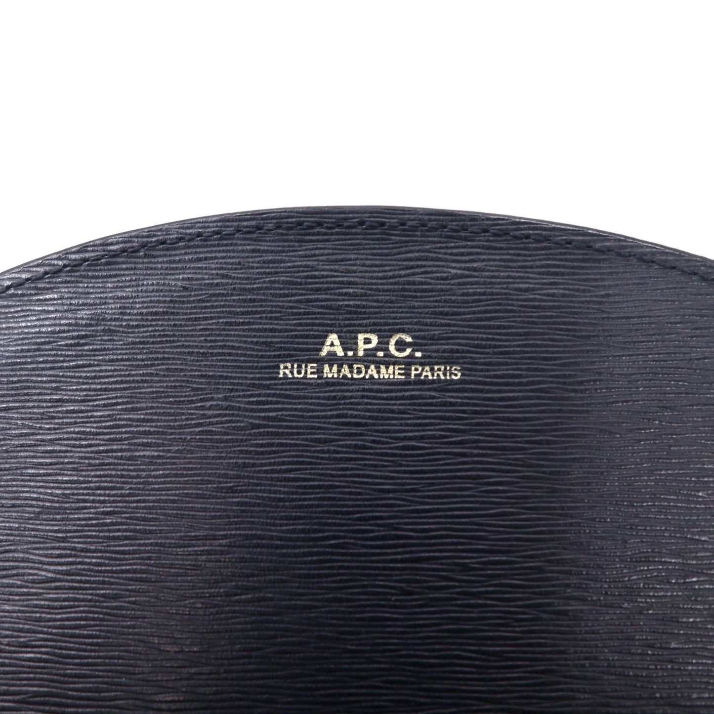 A.P.C. デミルナ ハーフムーン ショルダーバッグ ネイビー Demi Luna レザー 牛革 クロック エンボス ポルトガル製