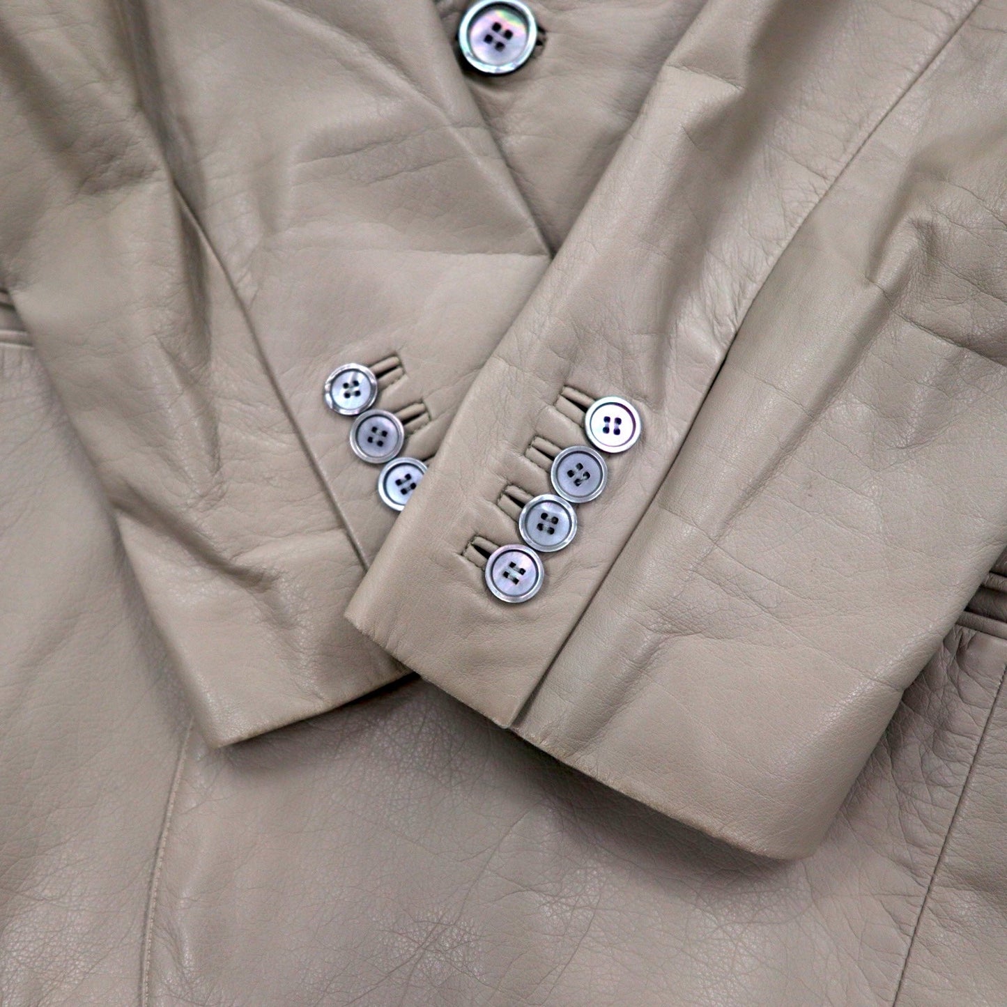 LOUIS VUITTON フランス製 カーフスキン 2B テーラードジャケット L ベージュ 牛革 LVJ 正規代理店