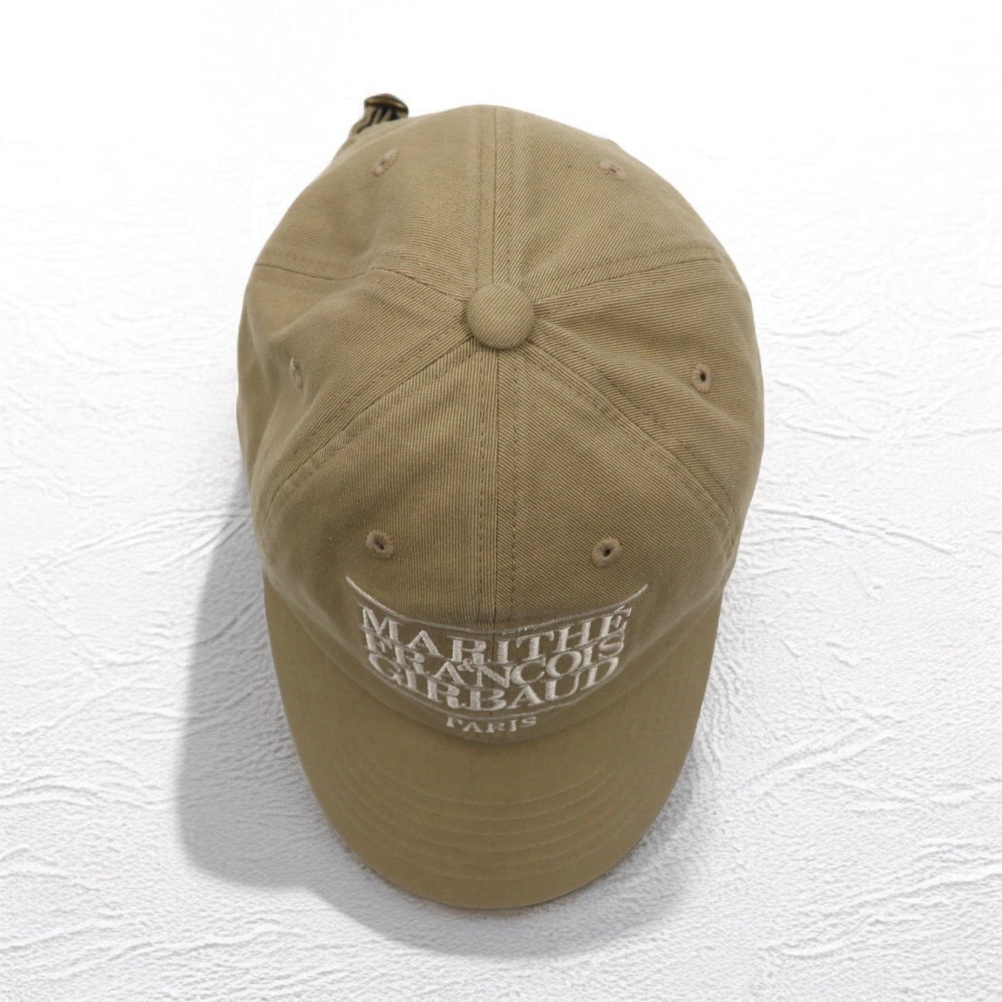MARITHE + FRANCOIS GIRBAUD 6パネルキャップ FREE ベルト ベージュ コットン フロントロゴ刺繍