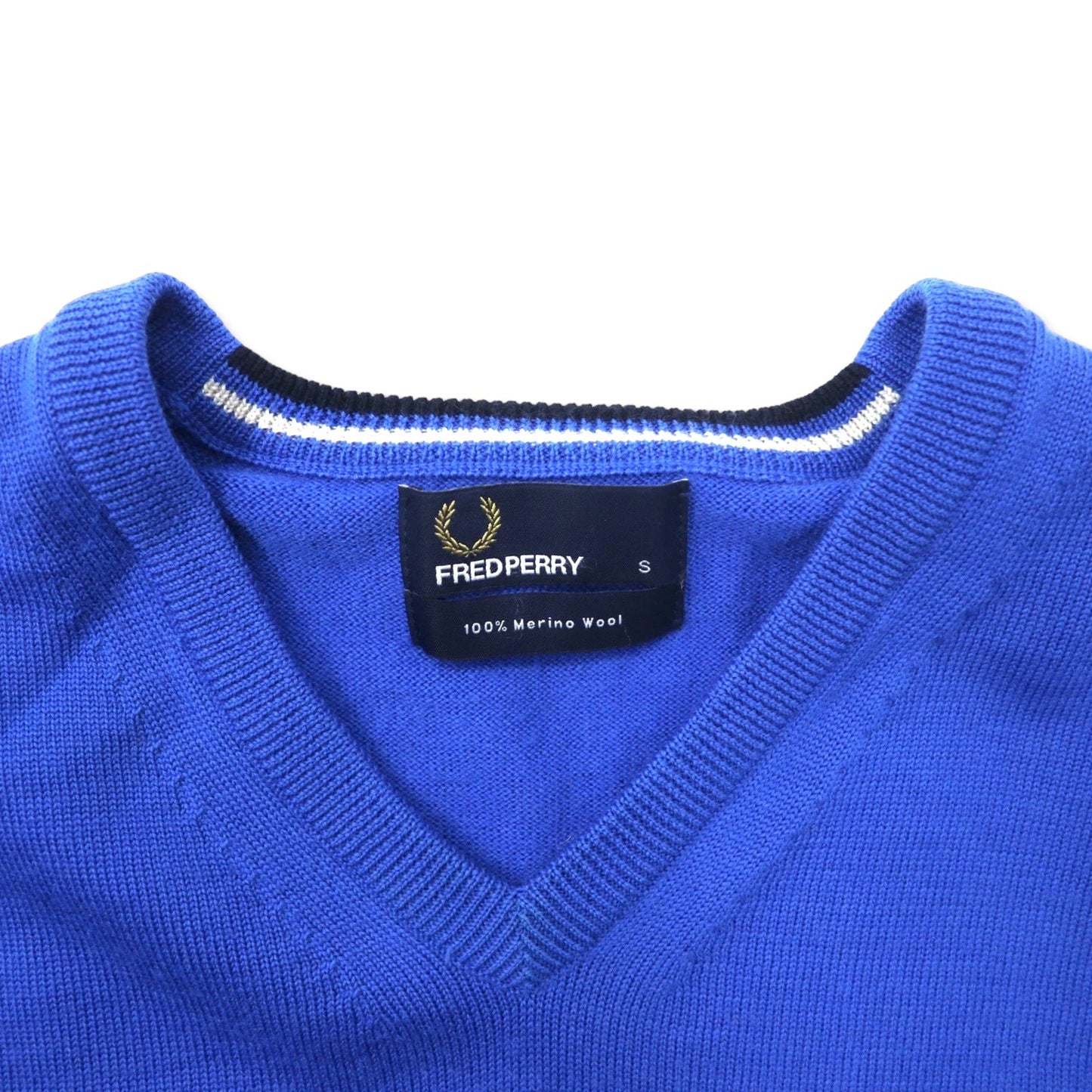 FRED PERRY Vネック メリノウール ニット セーター S ブルー ワンポイントロゴ刺繍 K8225