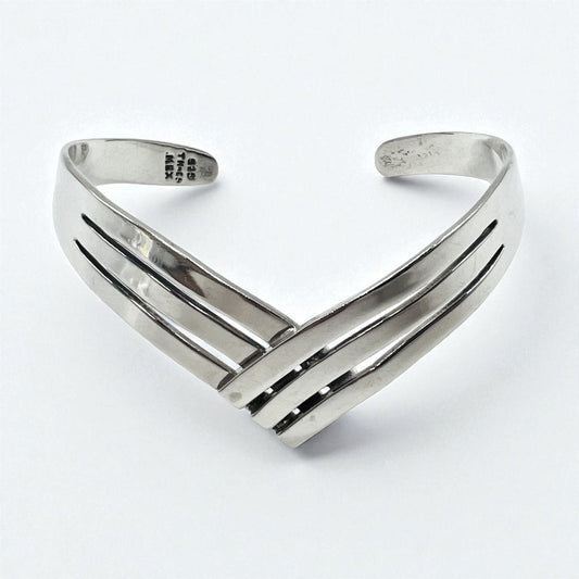 Vintage 925 Silver Cuff Bracelet Made In Mexico メキシカンジュエリー V字 ウェーブ バングル シルバー