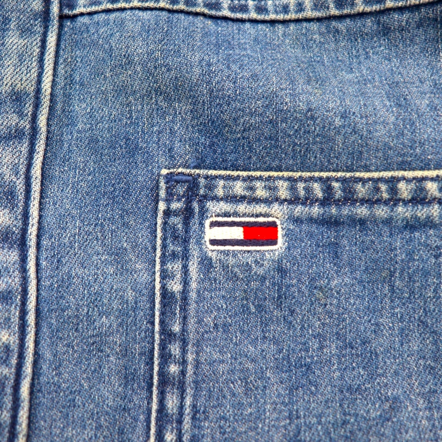 TOMMY JEANS バックプリント デニムシャツ L インディゴ ブルー スナップボタン RELAXED FIT DM0DM06735