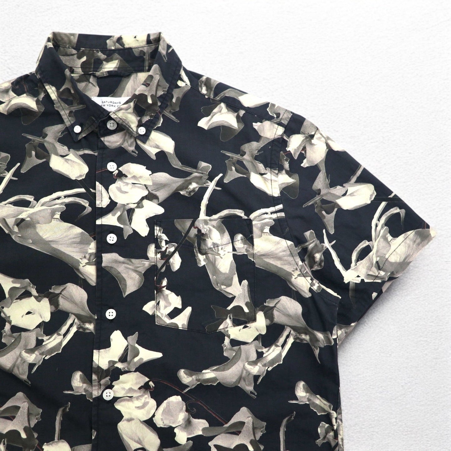 SATURDAYS NYC 半袖 ボタンダウンシャツ M ブラック モノトーン コットン 総柄