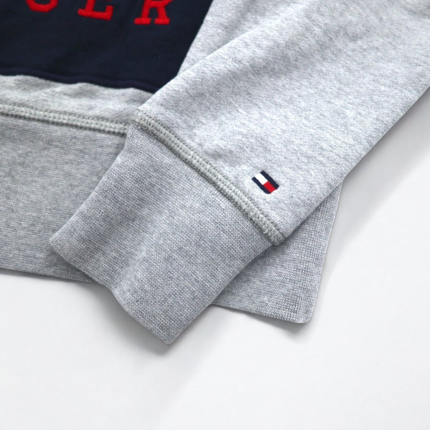 TOMMY HILFIGER プリント クルーネック スウェット S グレー コットン MW0MW09466