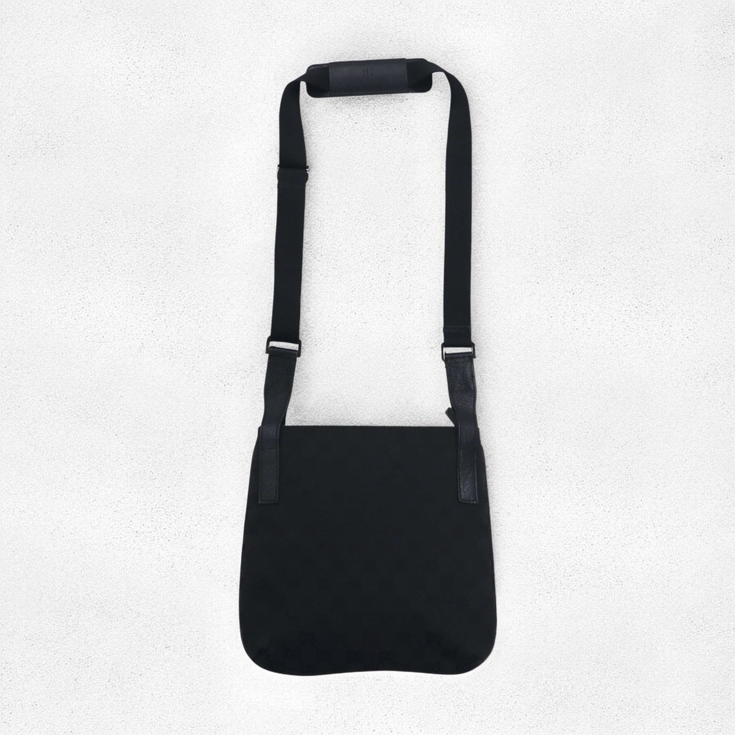 GUCCI GGスプリーム キャンバス ショルダーバッグ ブラック レザー 122793 467891 イタリア製