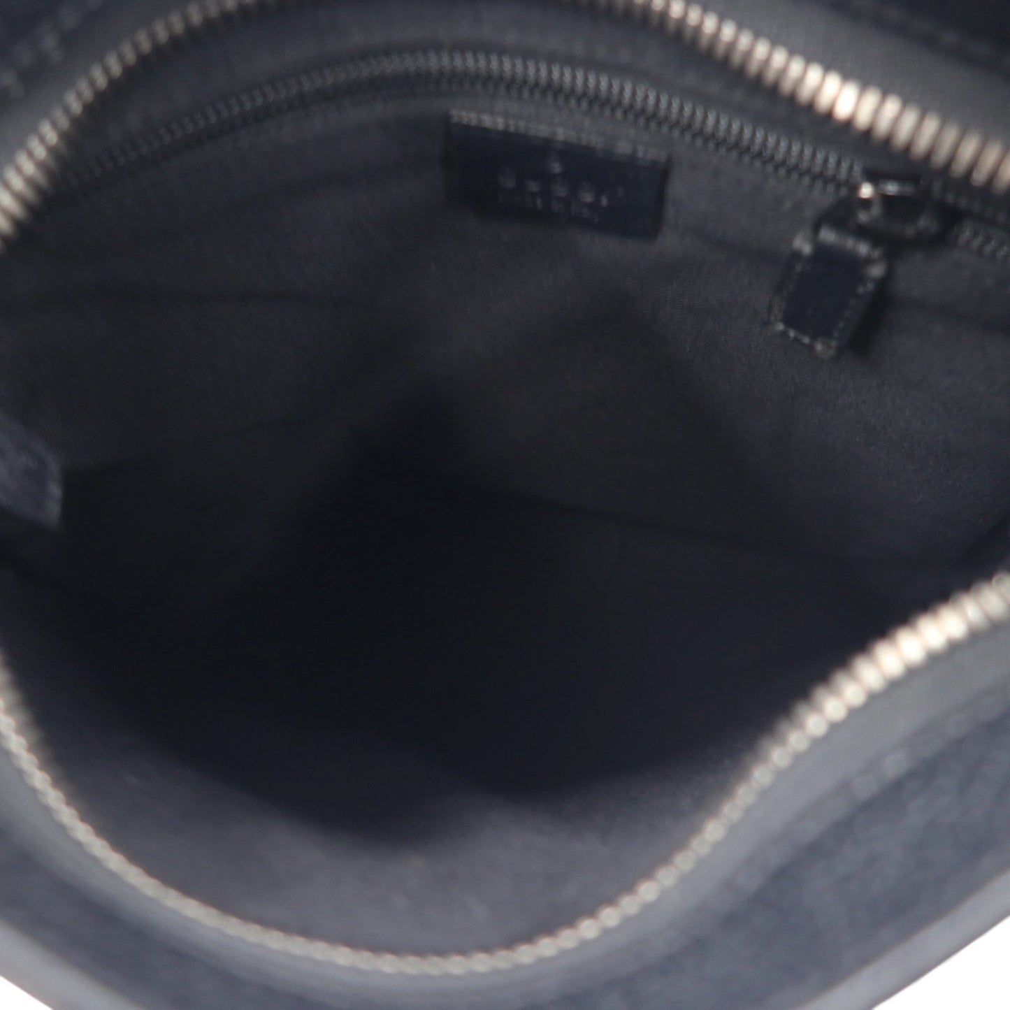 GUCCI GGスプリーム キャンバス ショルダーバッグ ブラック レザー 122793 467891 イタリア製