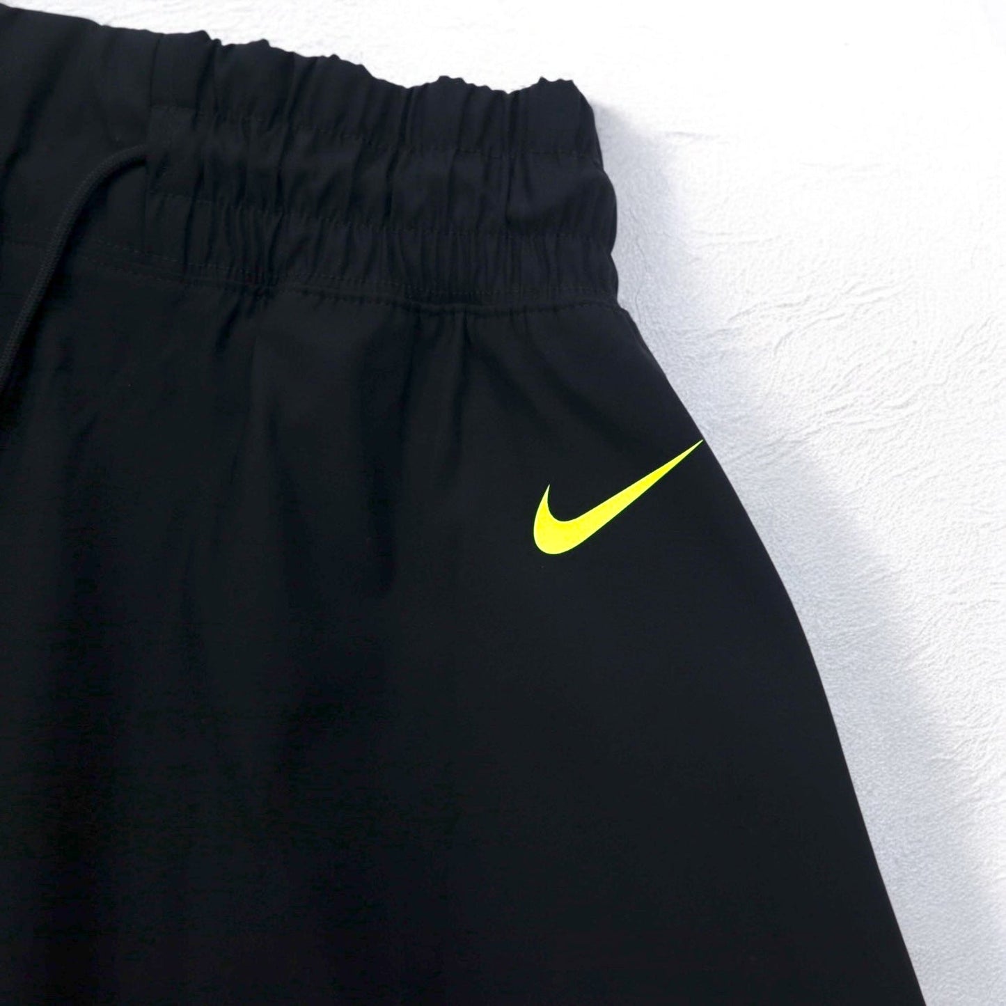 NIKE メッシュスカート M ブラック イエロー ロゴプリント AS W NSW SKIRT MESH CU4031-017