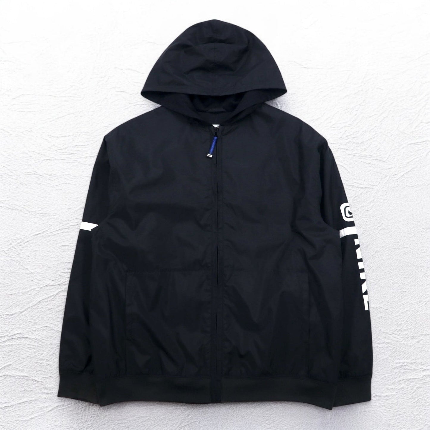 NIKE 00年代 フーデッド ナイロンジャケット L ブラック スウォッシュ 袖ロゴ